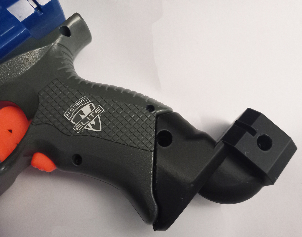 Nerf Stryfe Grip Stock Point