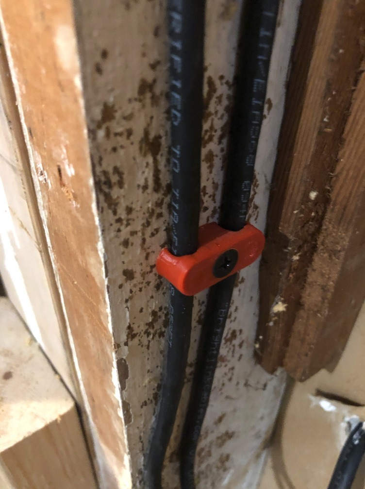 Dual Cable Clamp by James Snell Download free STL model