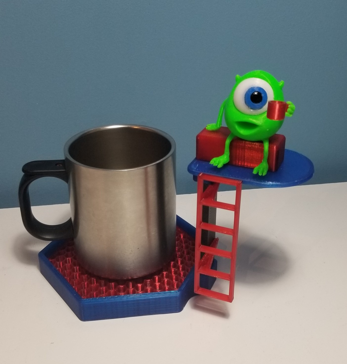 Miniatura 2 do modelo 3D Mike Wazowski Coaster