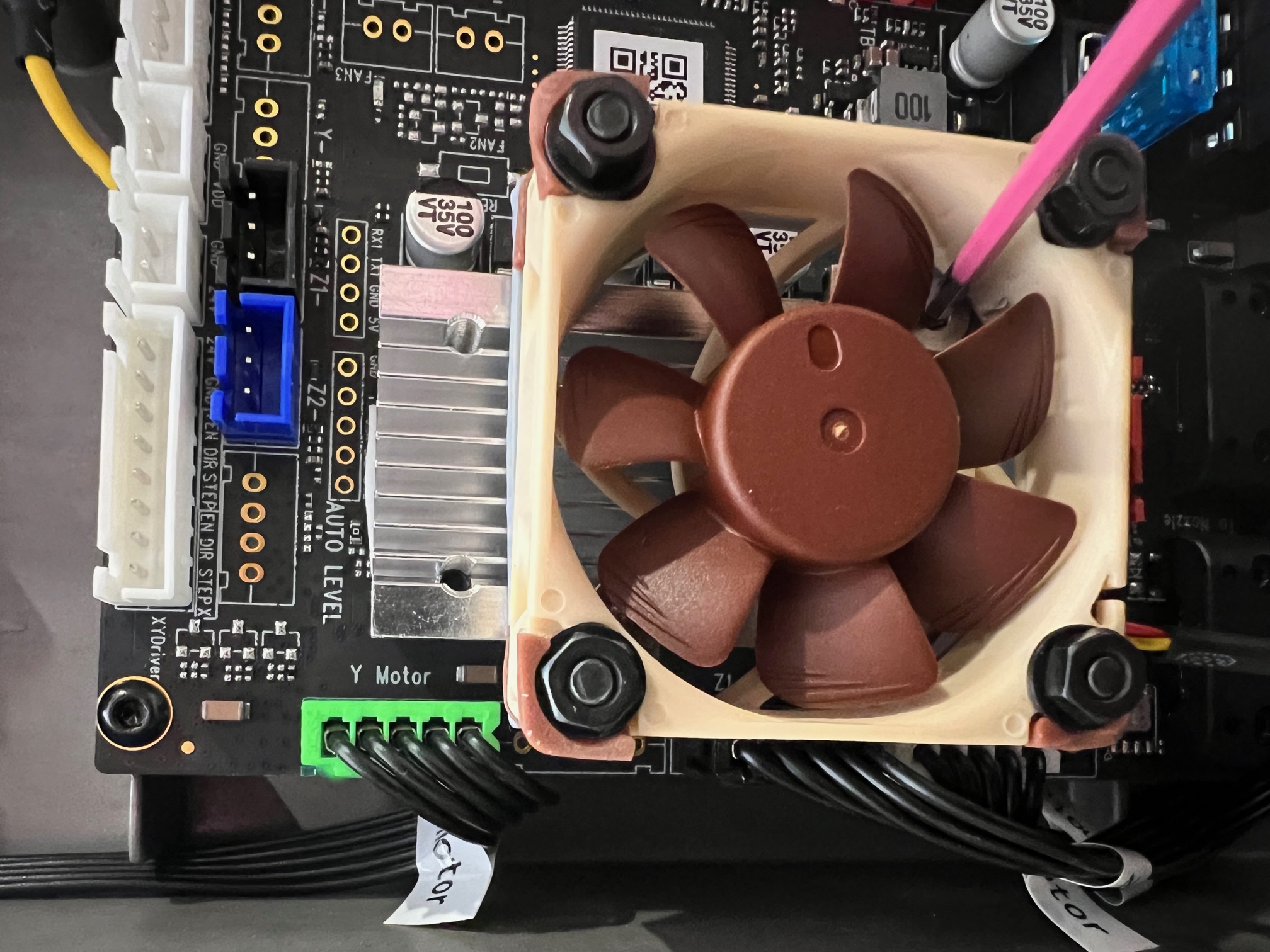 Ankermake M5 Marlin board fan mount for Noctua 40mm fan by falken Download free STL model