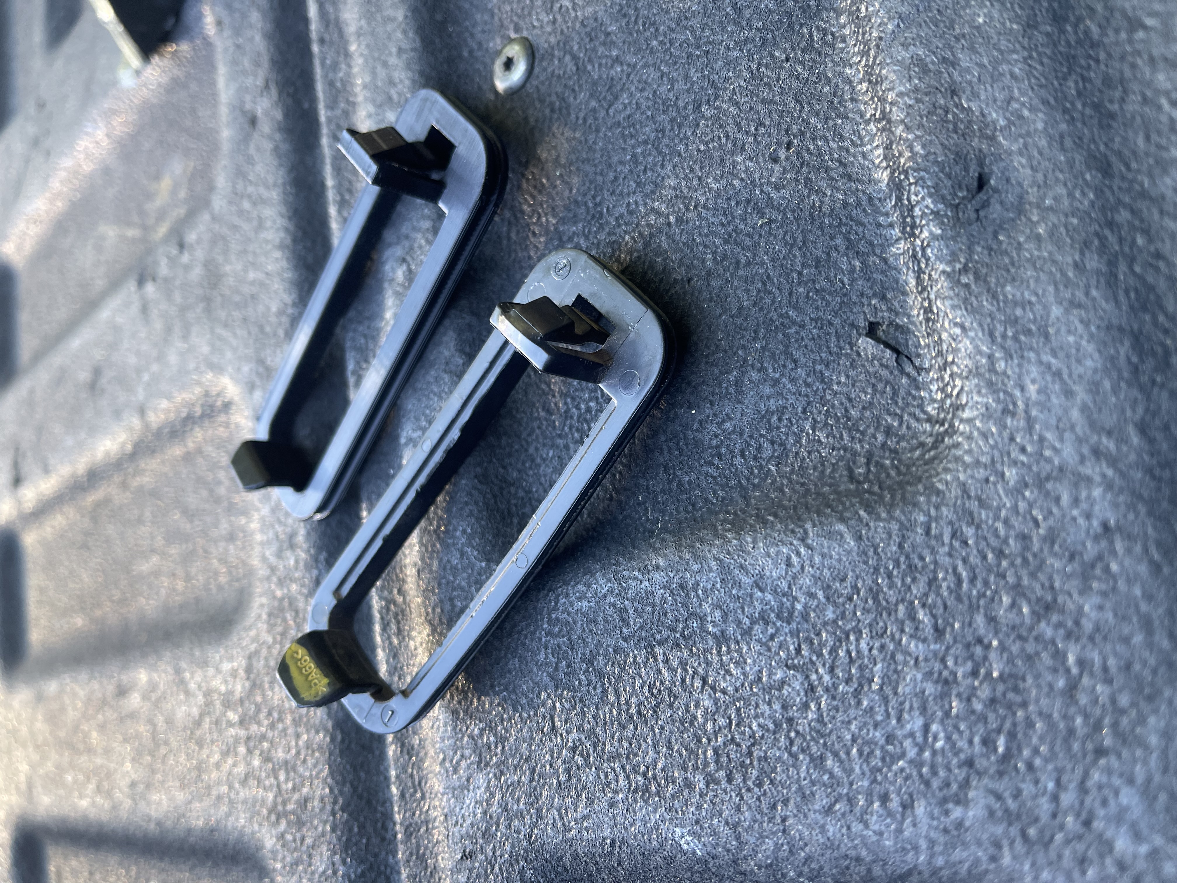 2014-18 Silverado Door Harness Clip