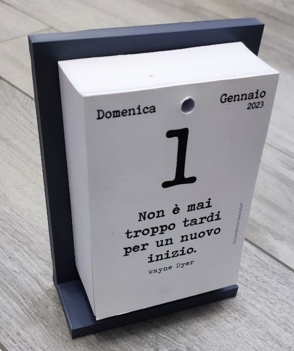 support stand calendar
