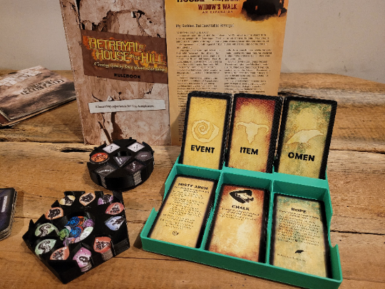 Betrayal at House on the Hill Organizer