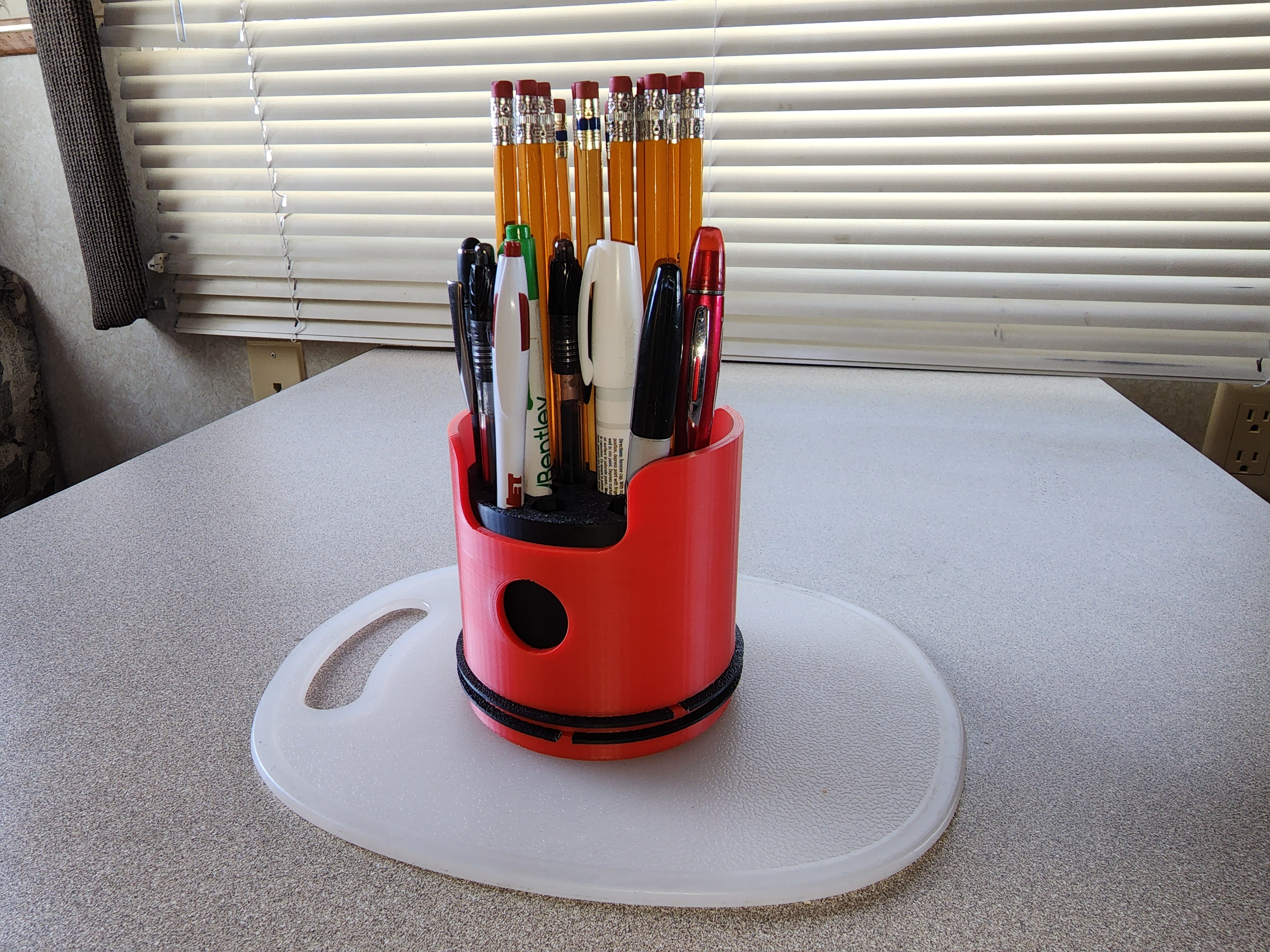 Piston Pen Holder
