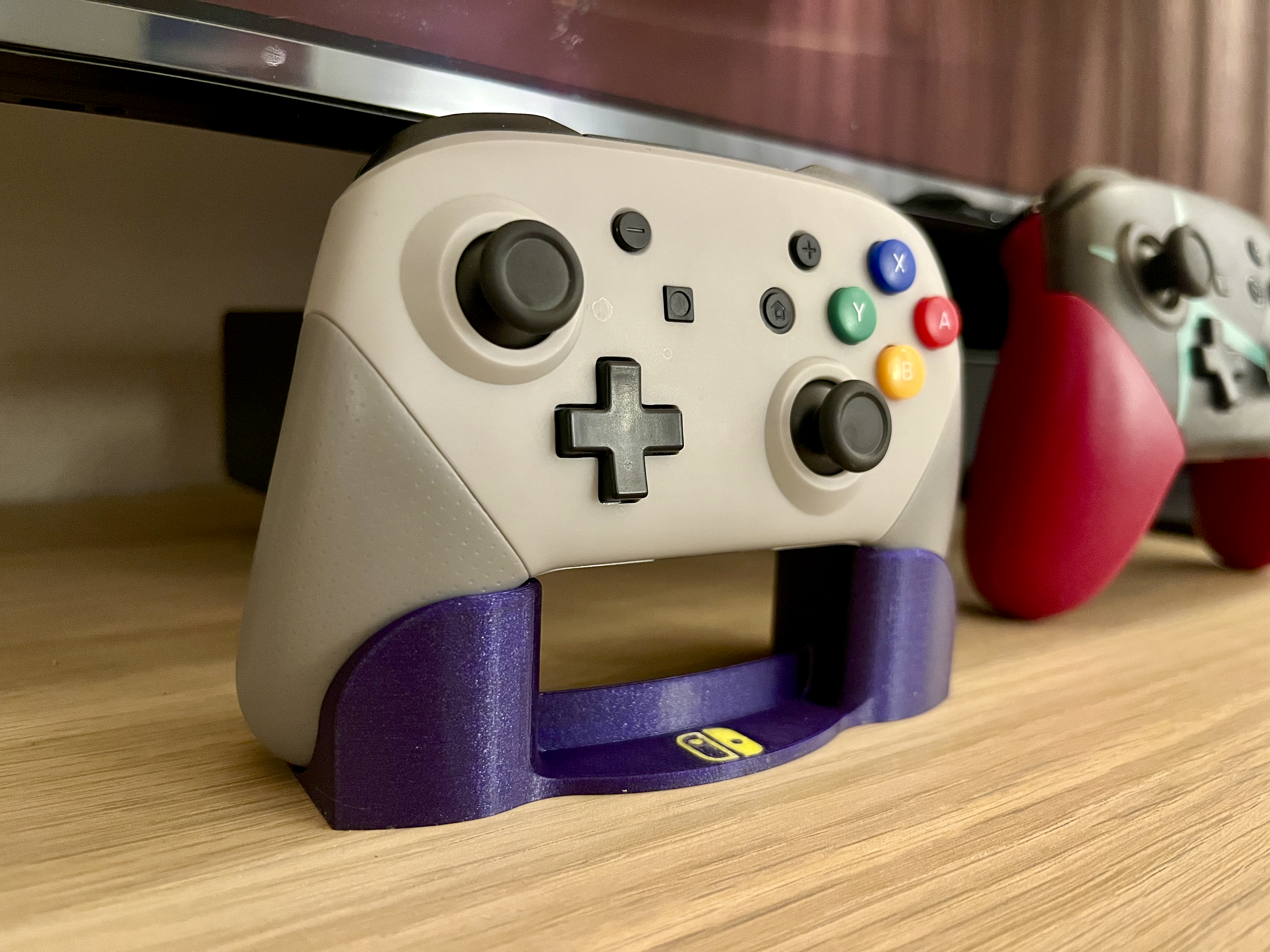 Mini Nintendo Switch Pro Controller Stand