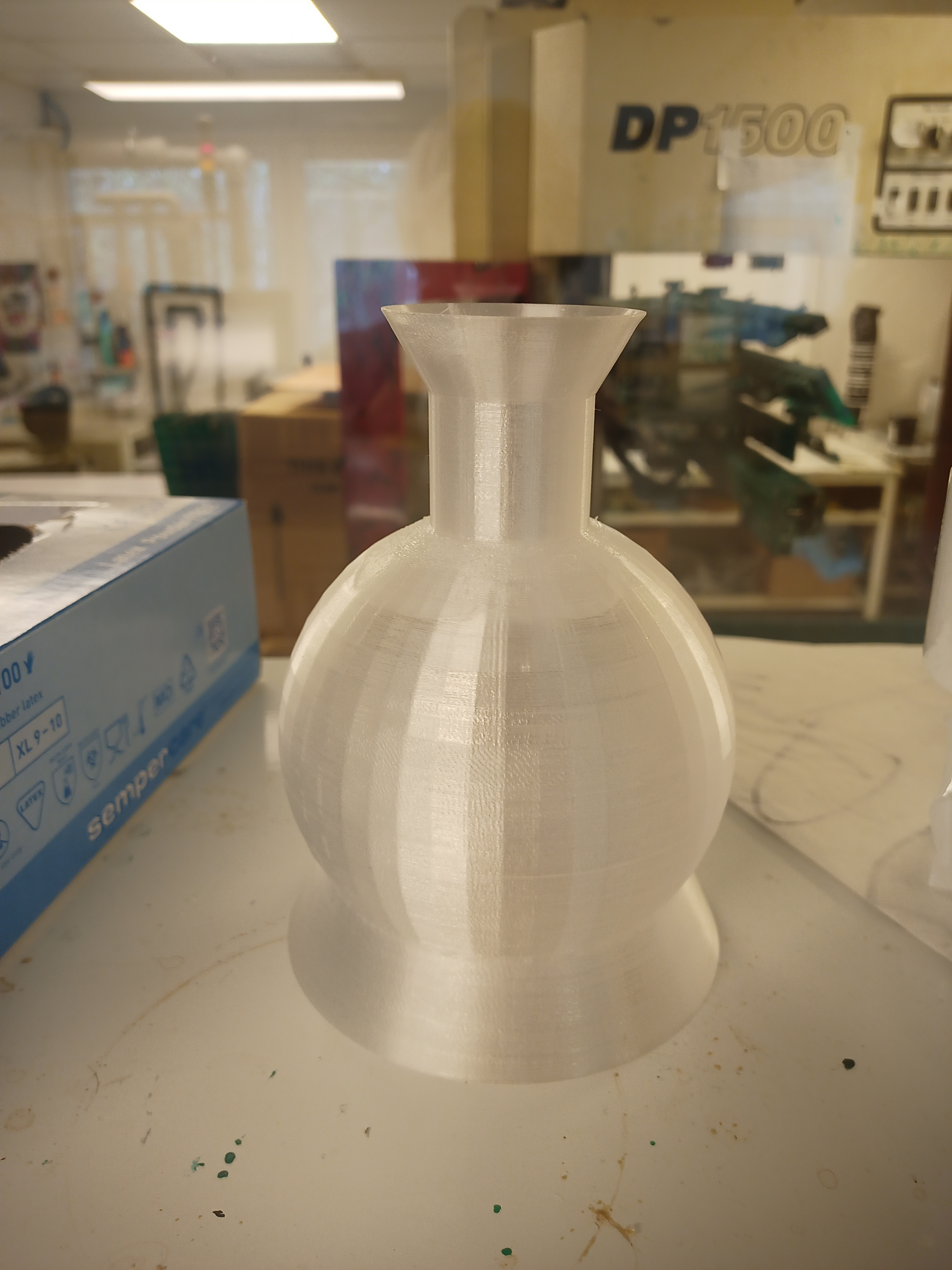 Measuring cylinder for kinofilm developing. 477 ml