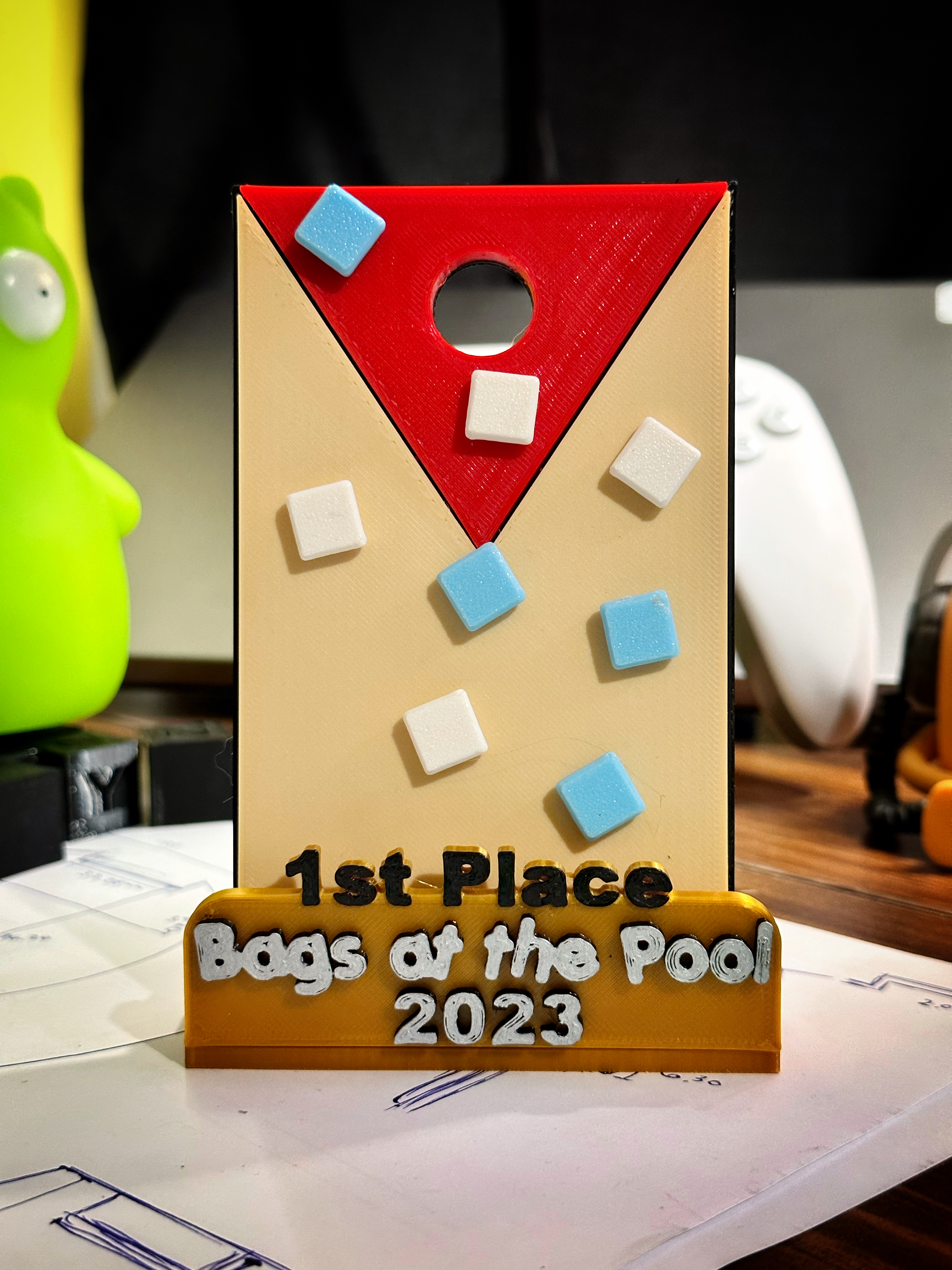 Miniatura 5 do modelo 3D Customizable Cornhole Trophy