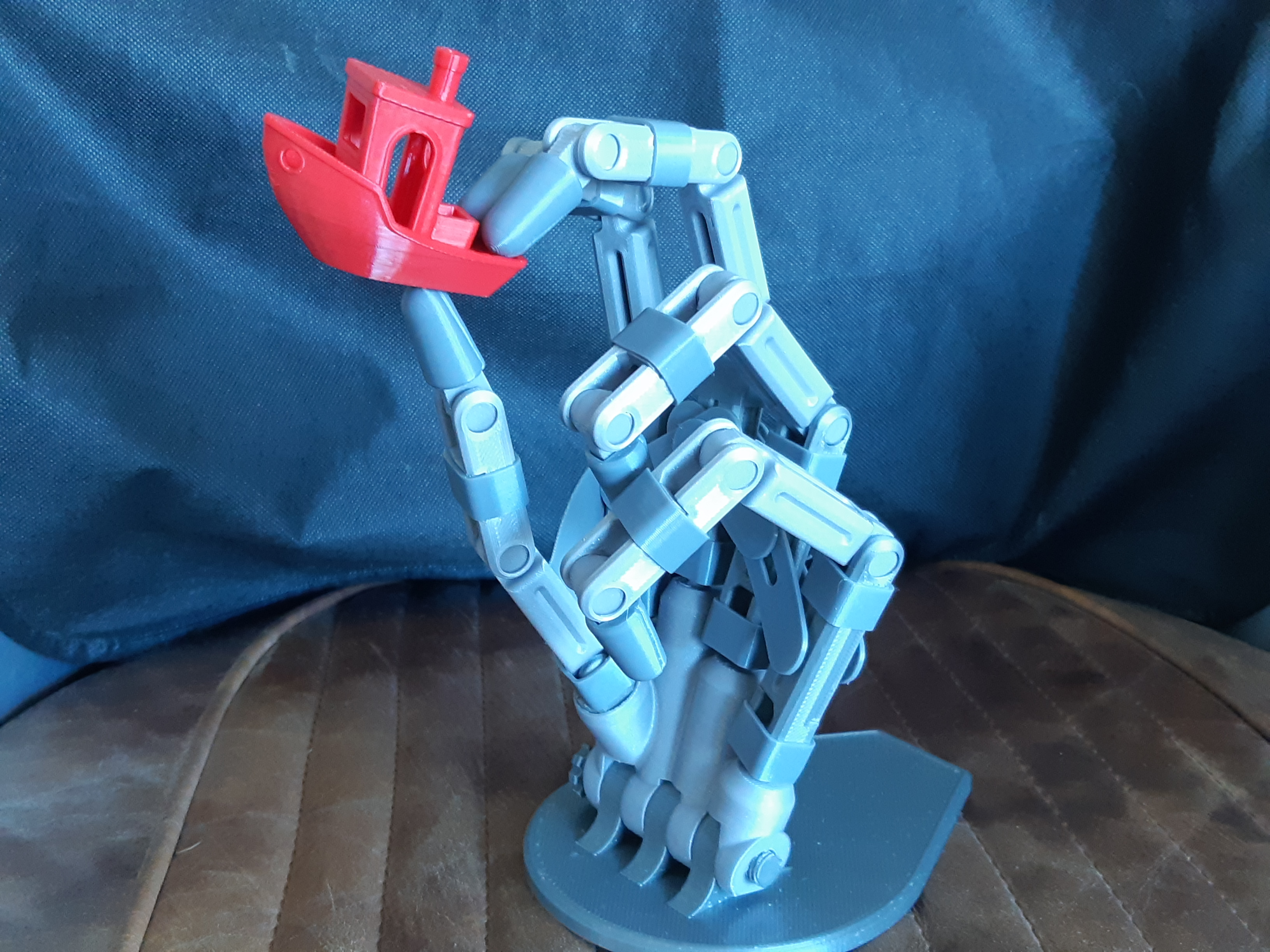 Robot Hand - Stand