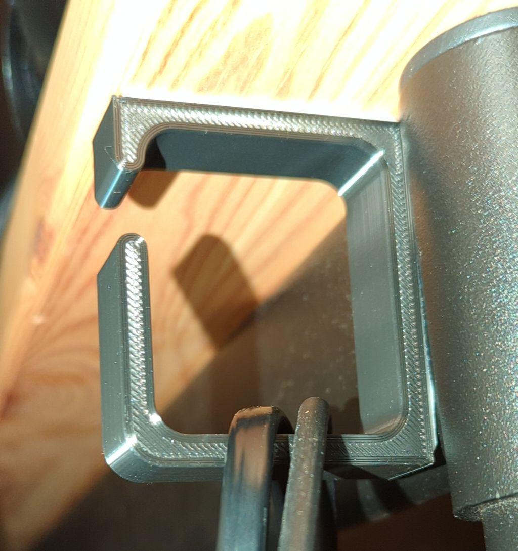 Cable Control Hooks by Ike Download free STL model