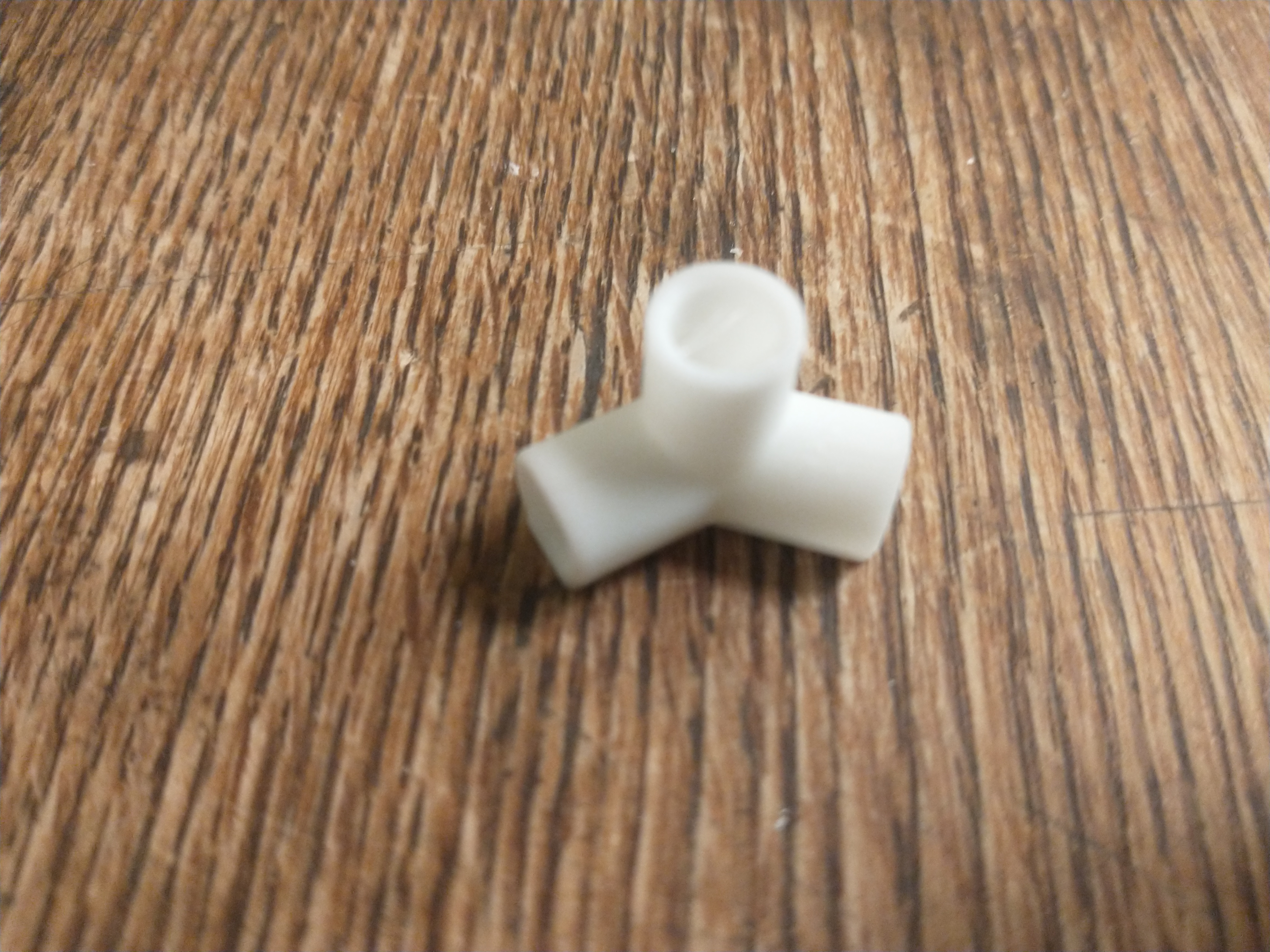 Straw Octagonal Prism Connector
