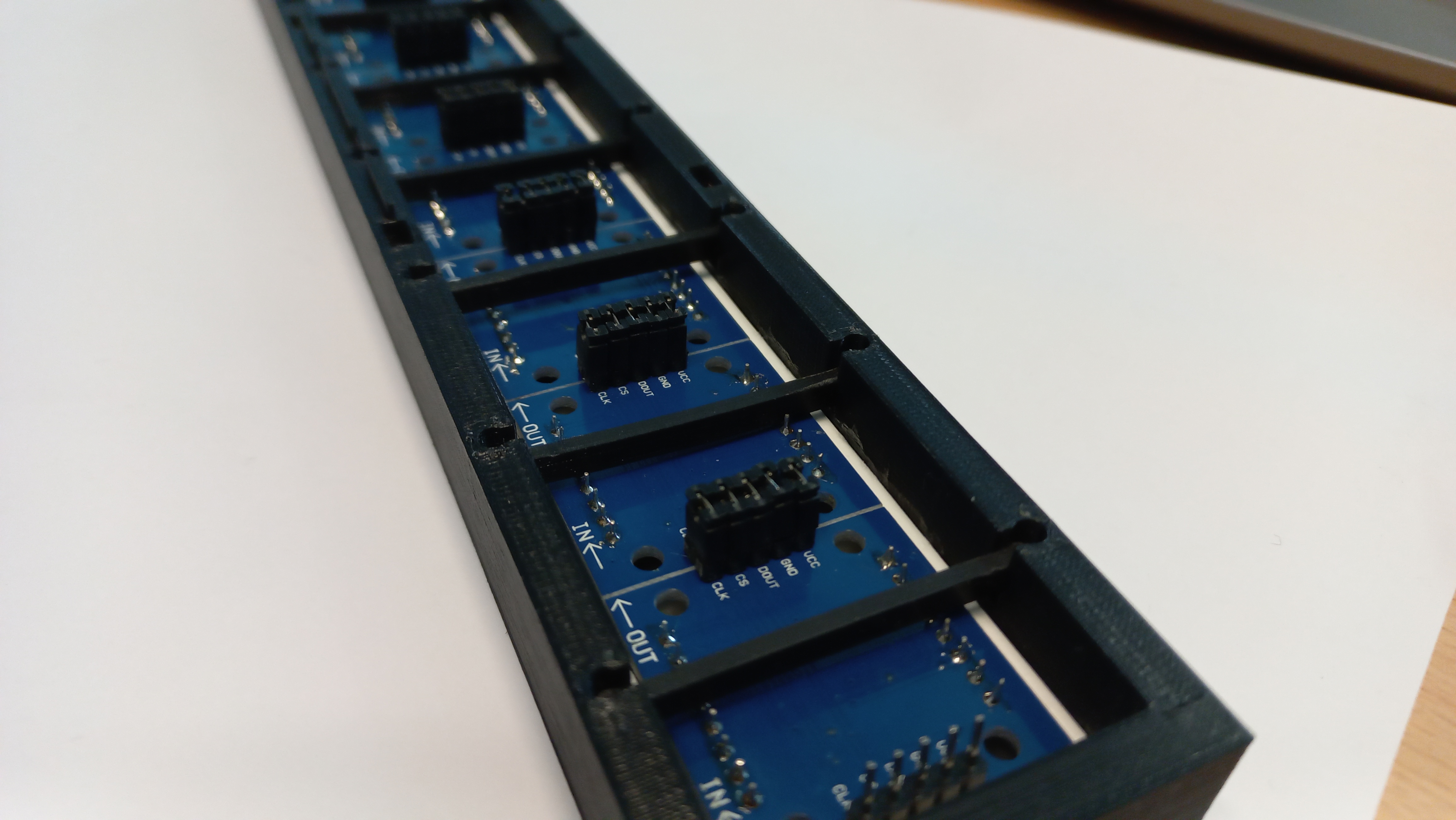 Miniatura 13 do modelo 3D Dot matrix display Clock frame with shader
