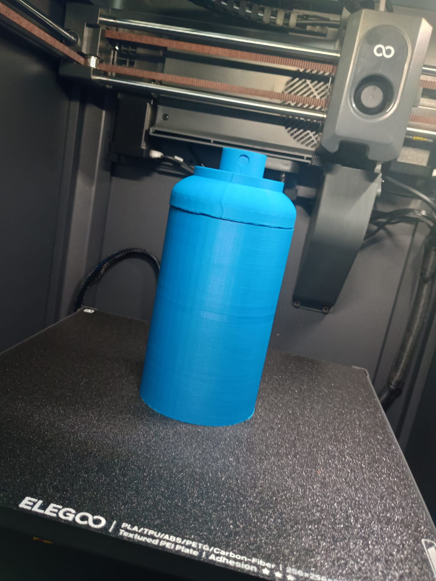 Spray paint inspired Soda Can holder