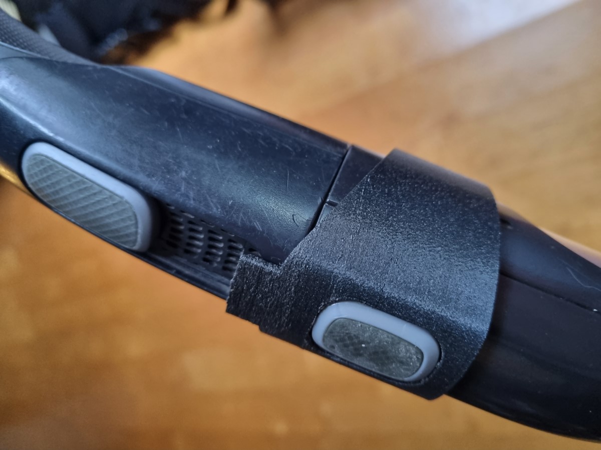 Electrolux Ultra Silencer vacuum cleaner pipe support clip by mac310