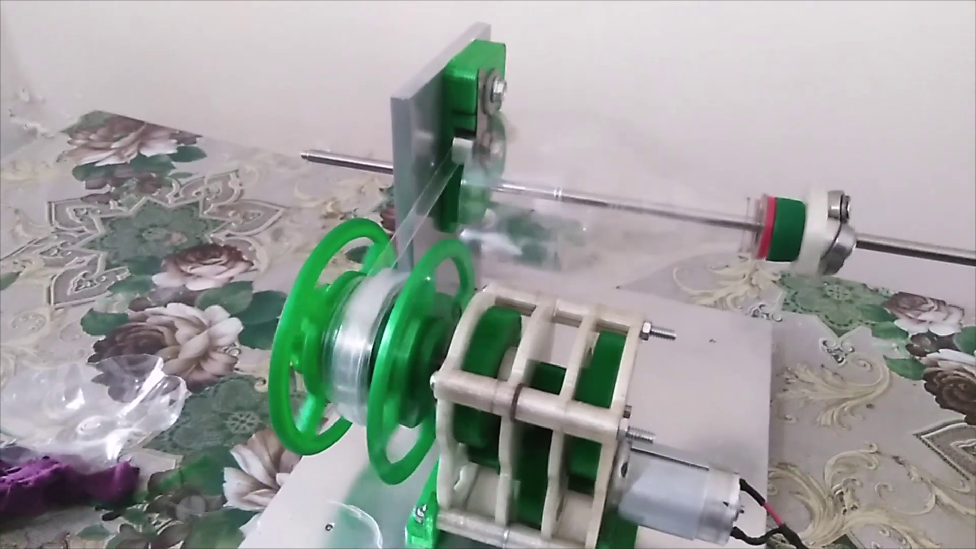 Pet plastic strip cutter.