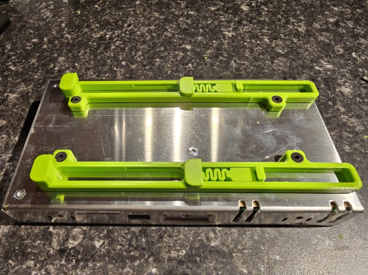 VCore 300 3.1 LRS200+35024 DIN Rail Mounts by MelvenX Download