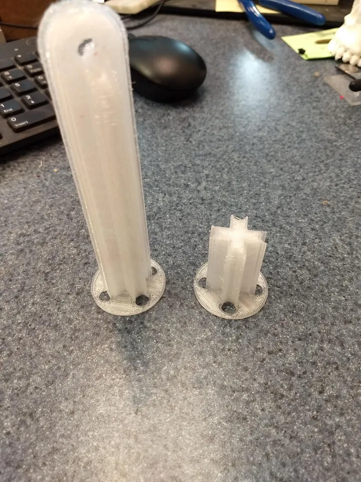 Hydroponic Wick Spike by VCHS Makers | Download free STL model ...