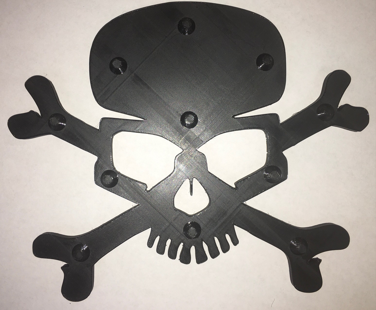 Skull and Bones Snowboard Stomp Pad