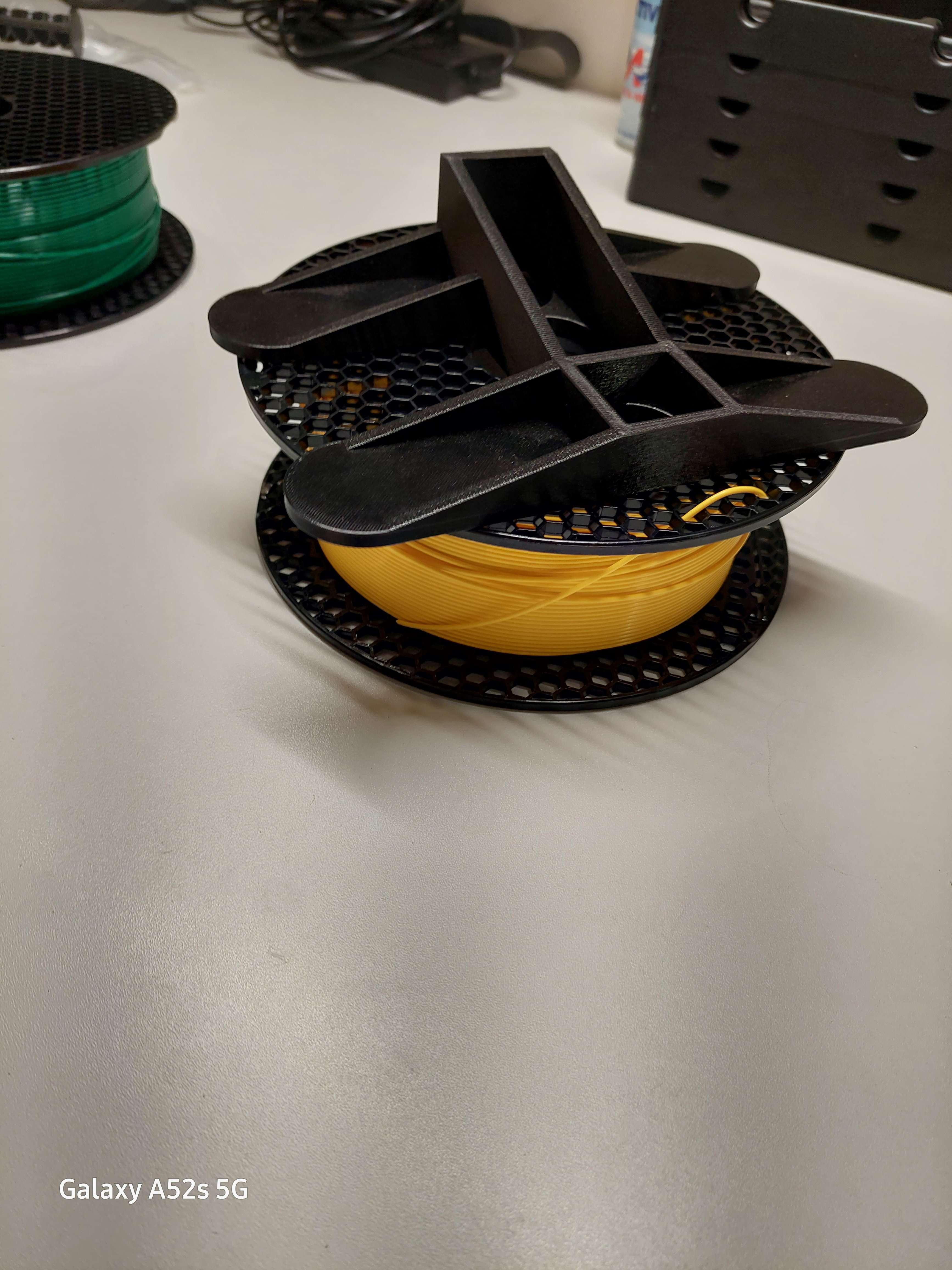 outside spool holder for a printer enclousure by HW0IXCZ | Download ...