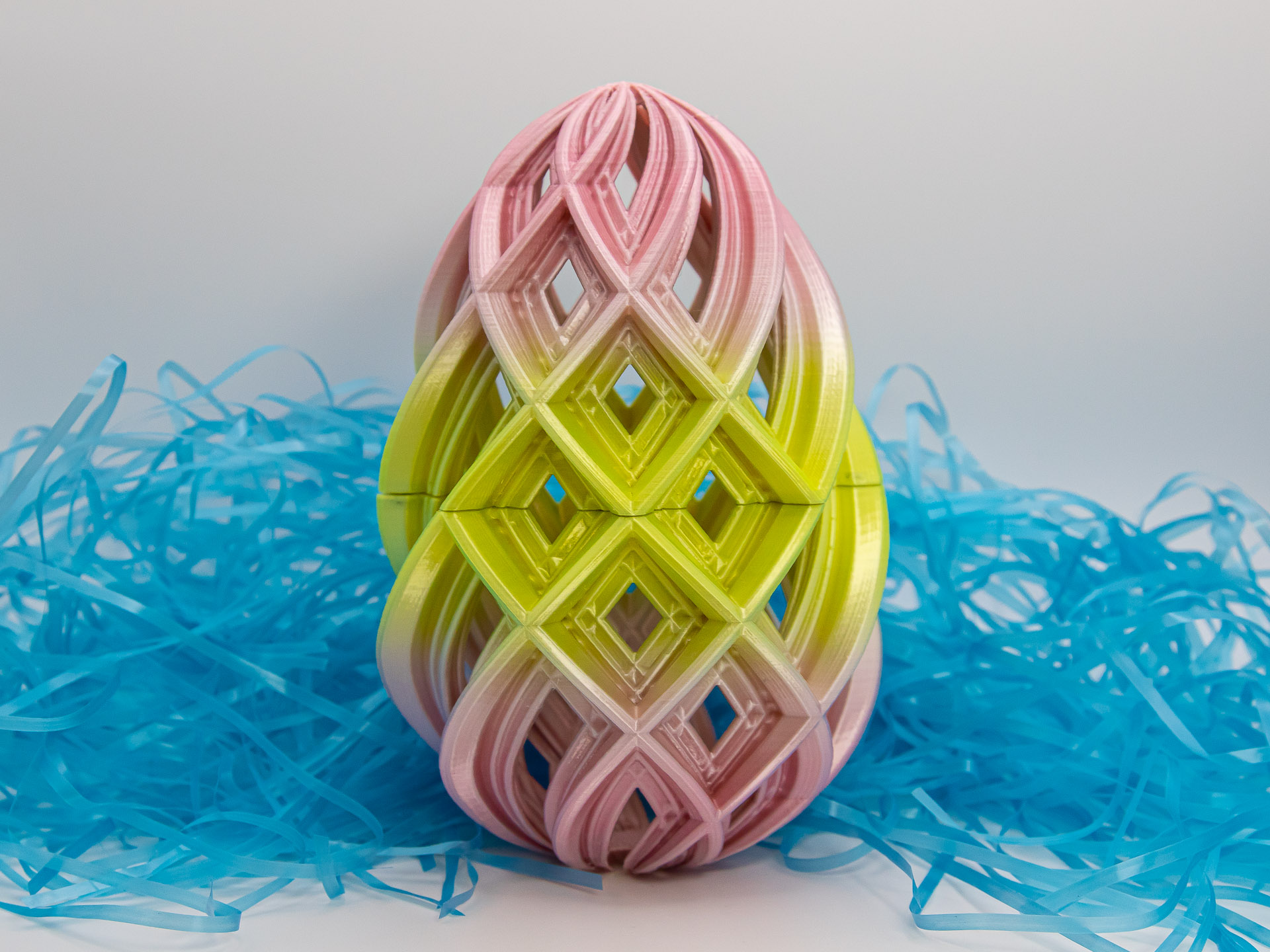Miniatura 2 do modelo 3D Large Spiral Easter Egg