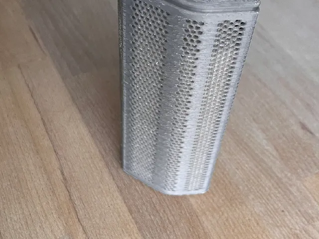 silica / desiccant container for multi spool boxes