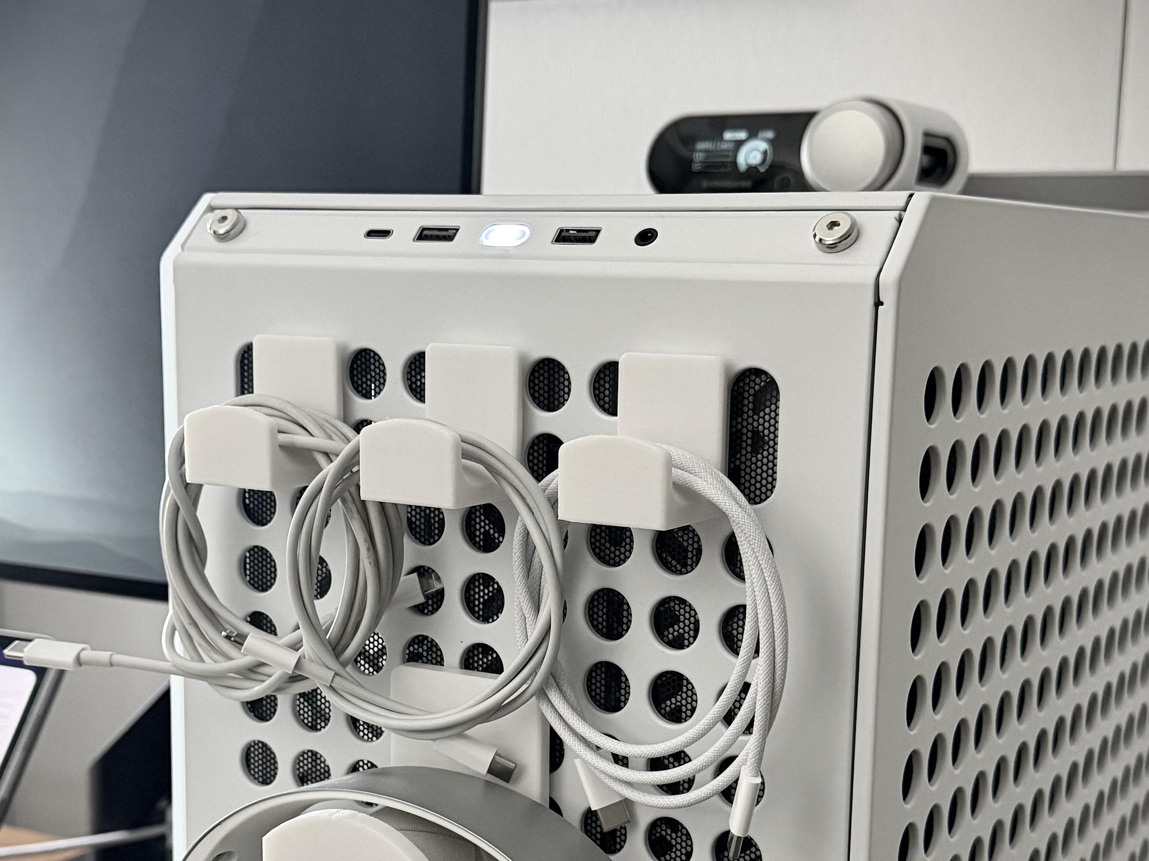 Small Hook for Cooler Master Qube 500