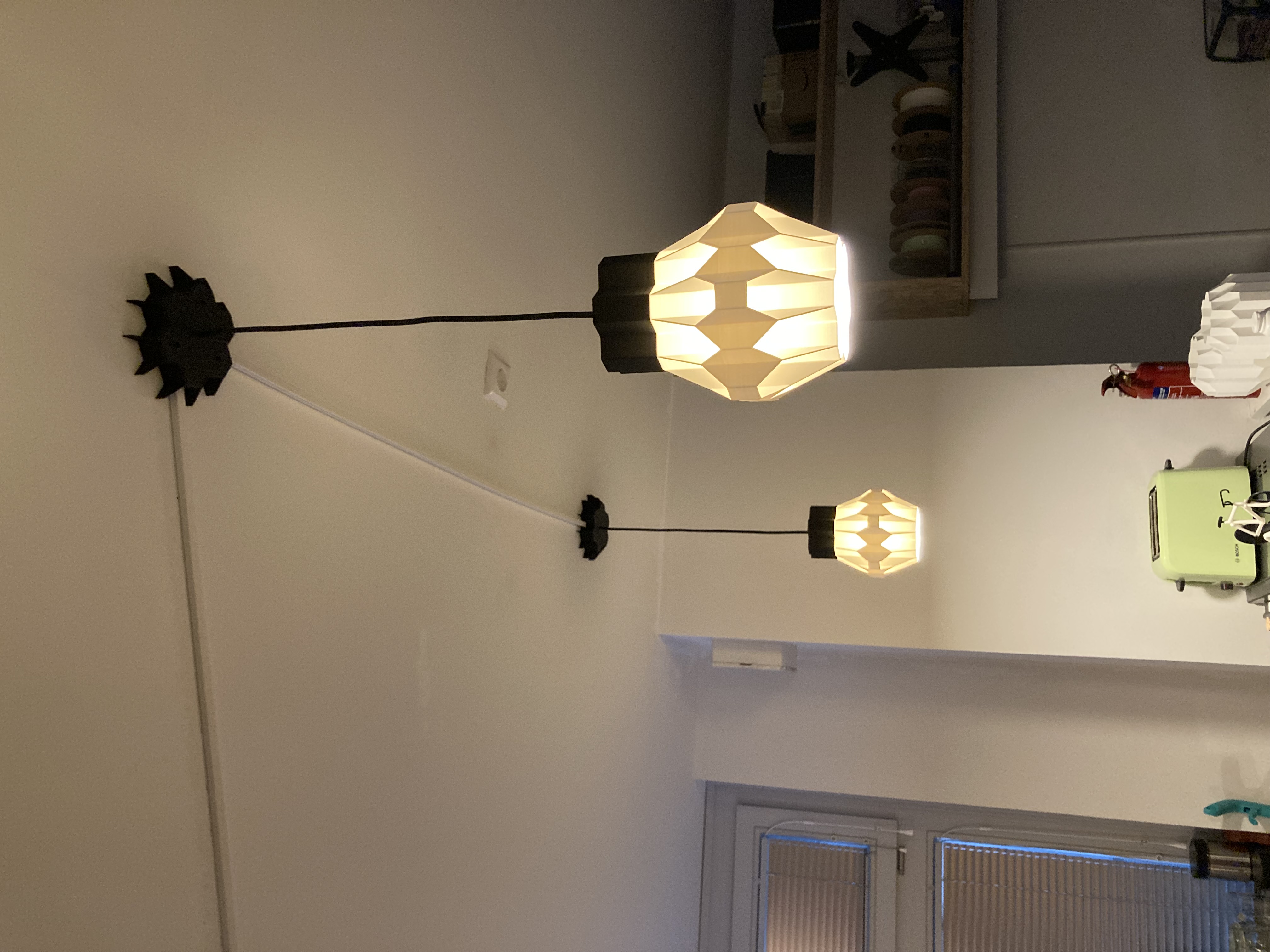Miniatura 3 do modelo 3D Hex Pattern based Ceiling Lamp