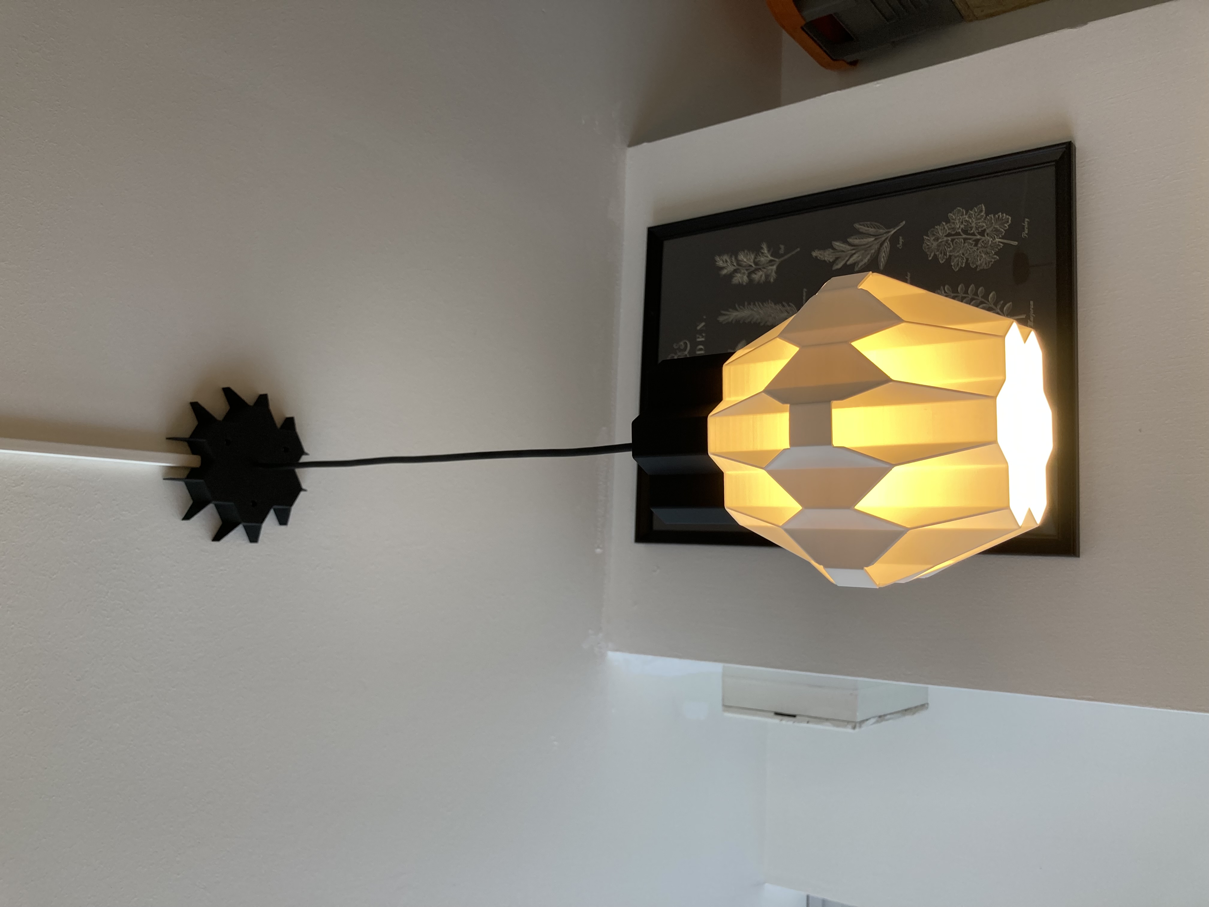 Miniatura 2 do modelo 3D Hex Pattern based Ceiling Lamp