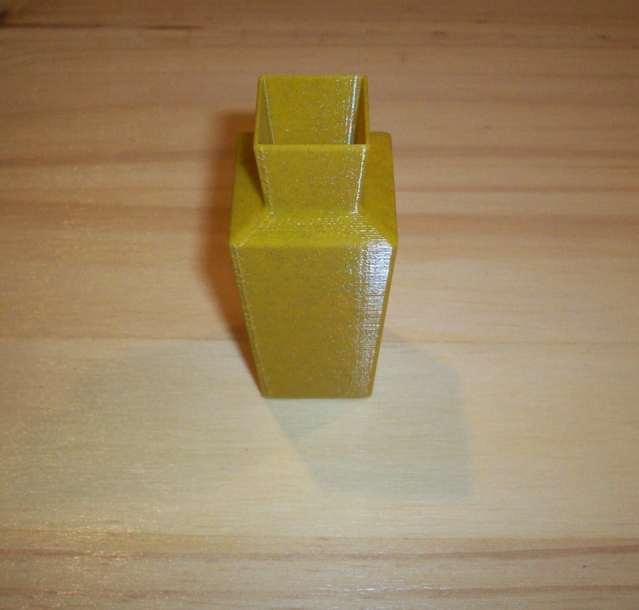 Miniatura 2 do modelo 3D Square Vase 2