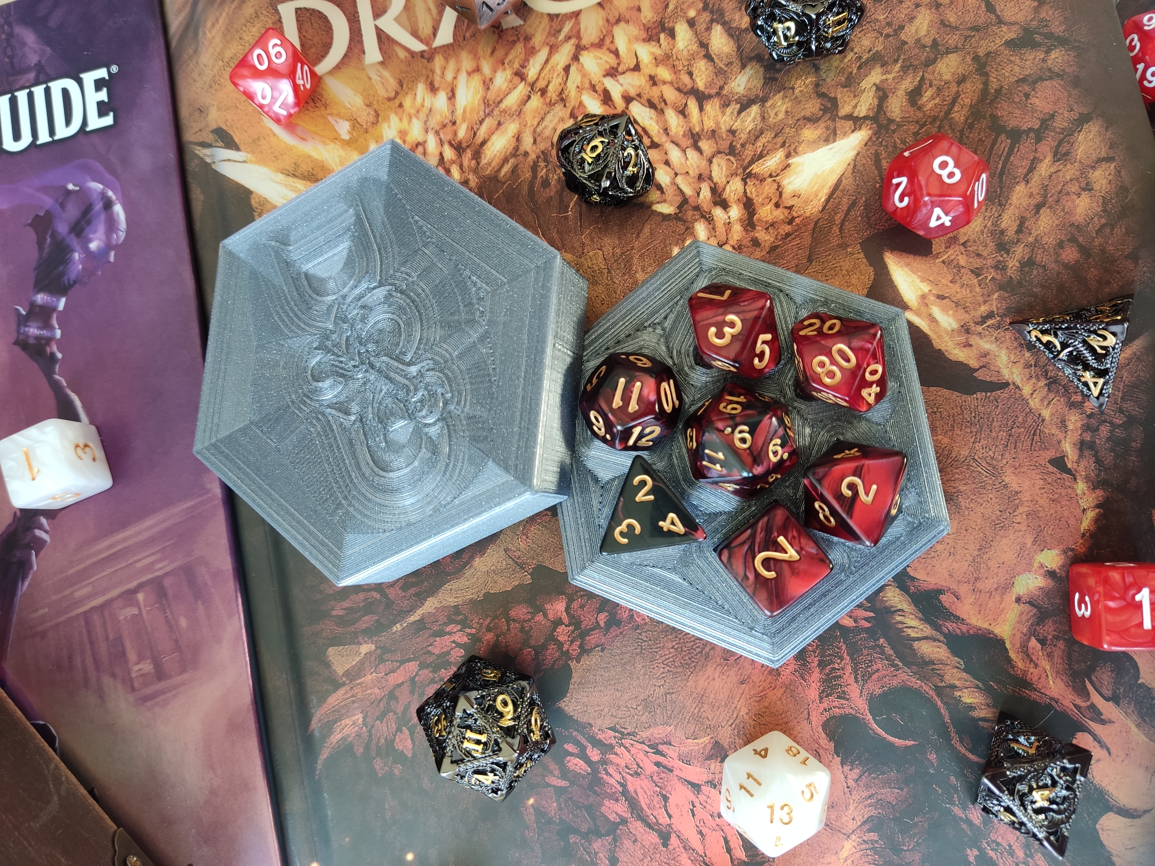 Miniatura 4 do modelo 3D D&D dice case