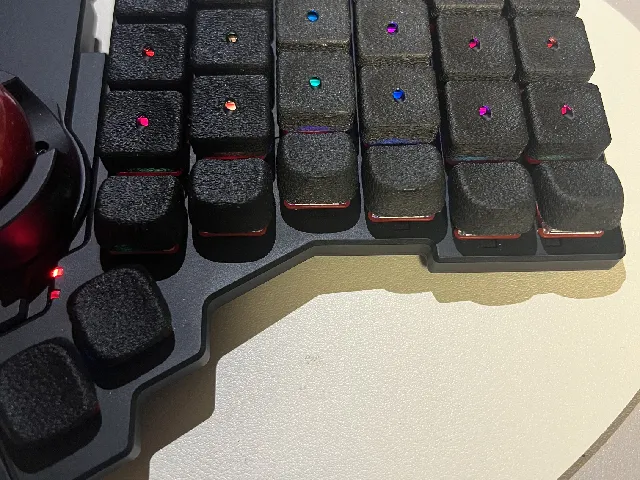 Custom shine through keycaps for ZSA Voyager