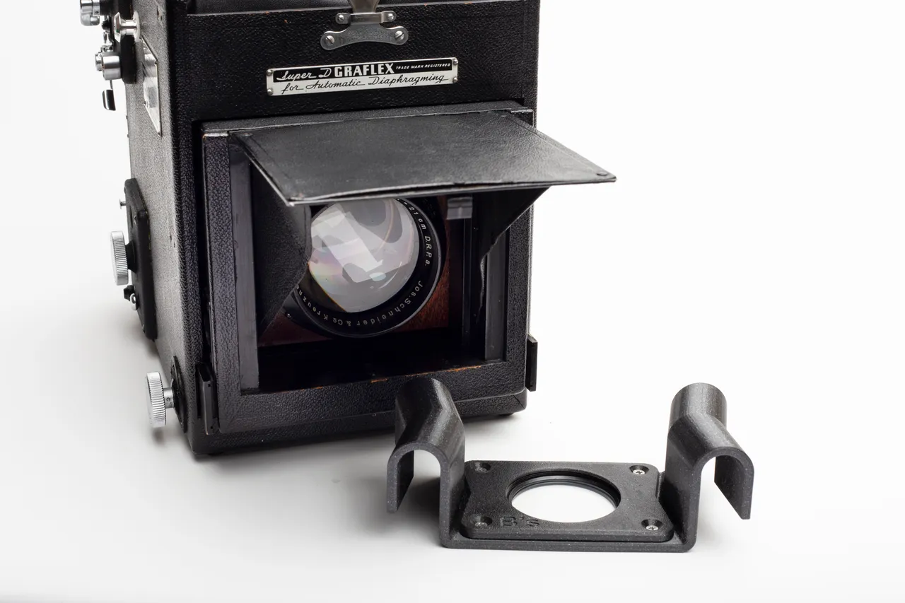 Super D Graflex 大判カメラ 自動露出機能付き Graflex slr 4x5 and 3x4 magnifier frame- Super D by Bounet