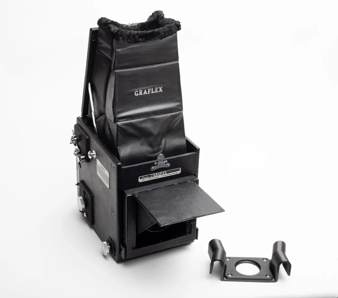 Graflex slr 4x5 and 3x4 magnifier frame- Super D by Bounet