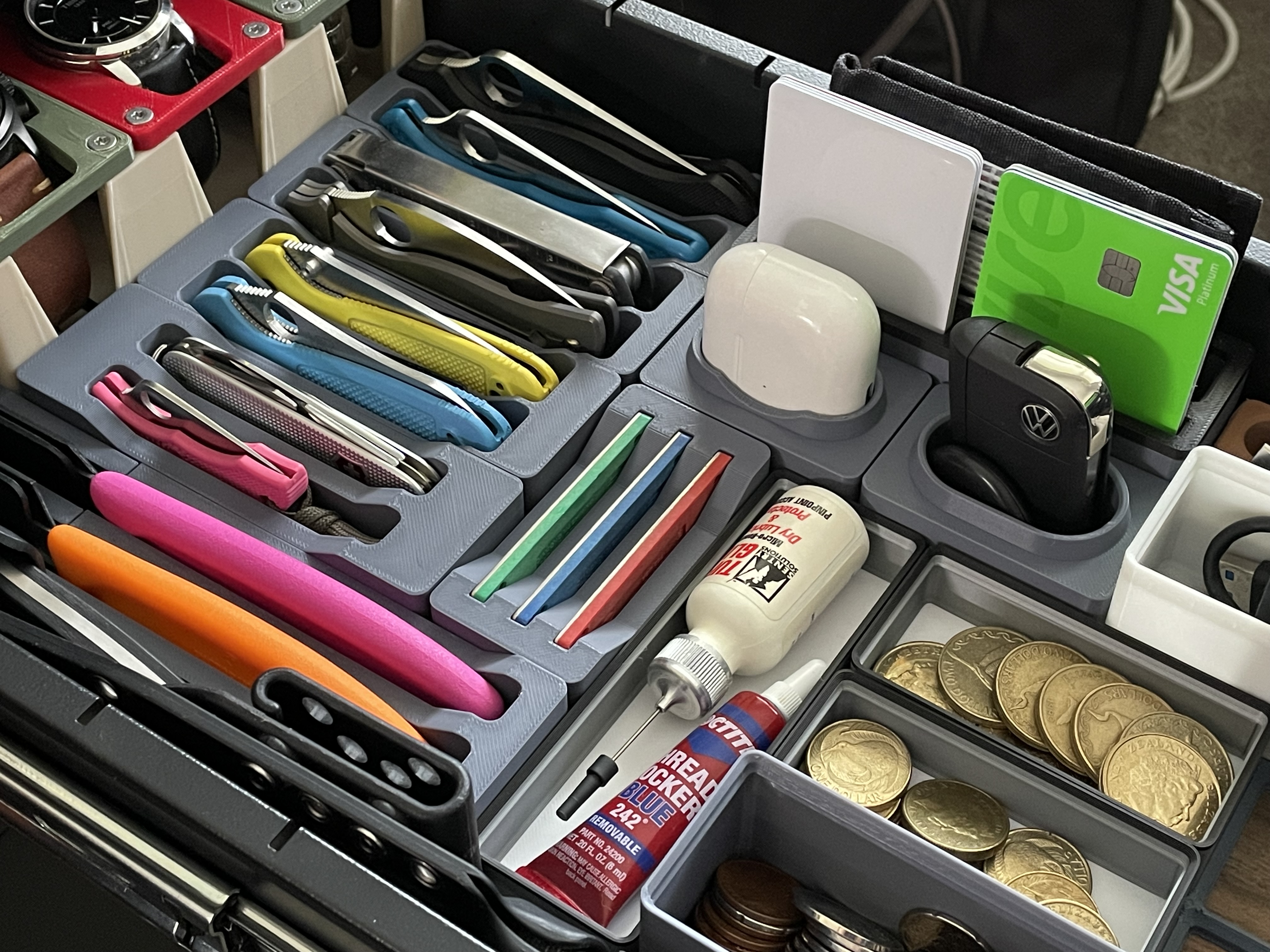 Gridfinity Pocket Knife Storage and Others! 3D model thumbnail