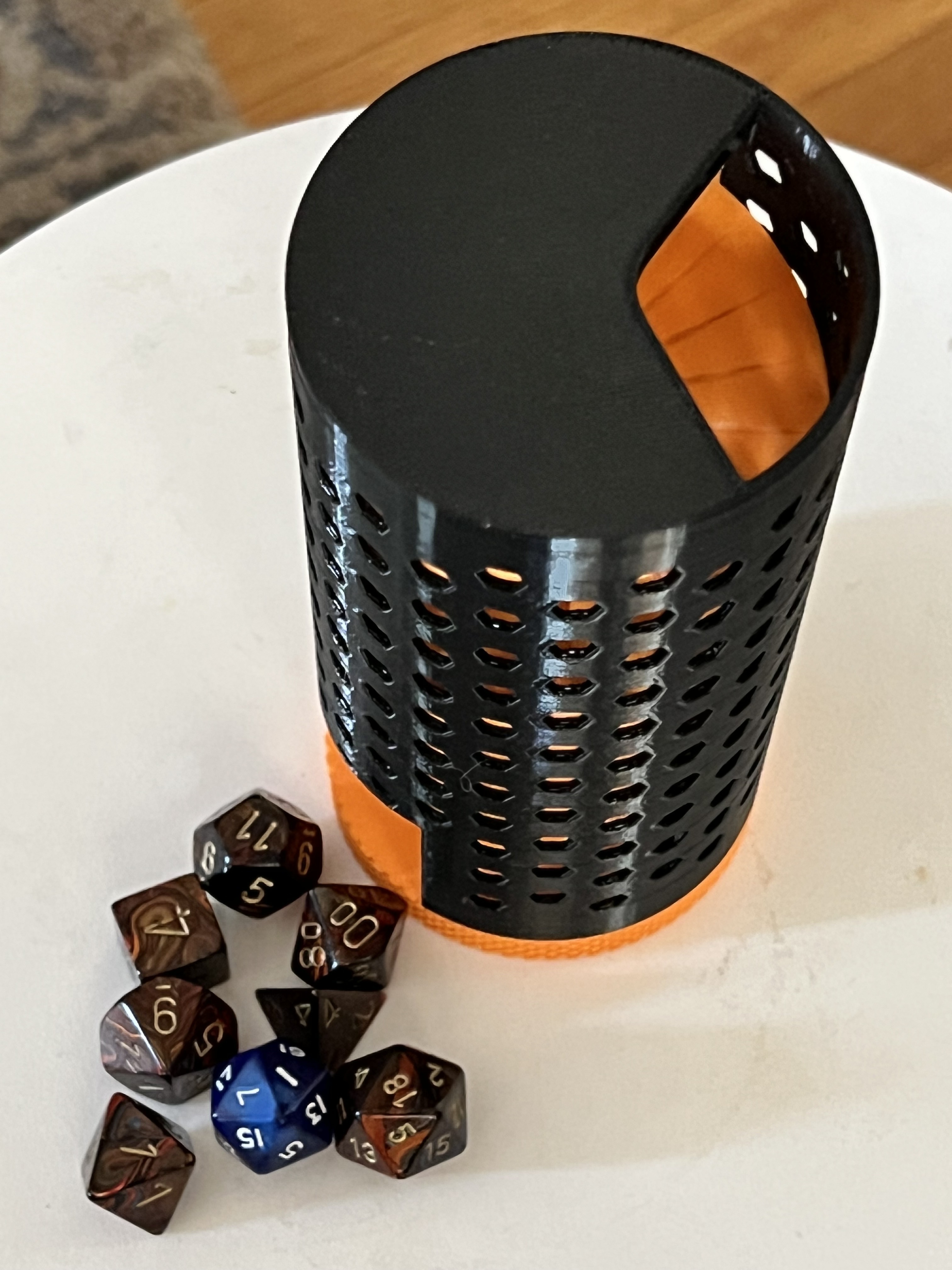 Contemporary Dice Tower/Storage v2 by dePrintinator Download free STL