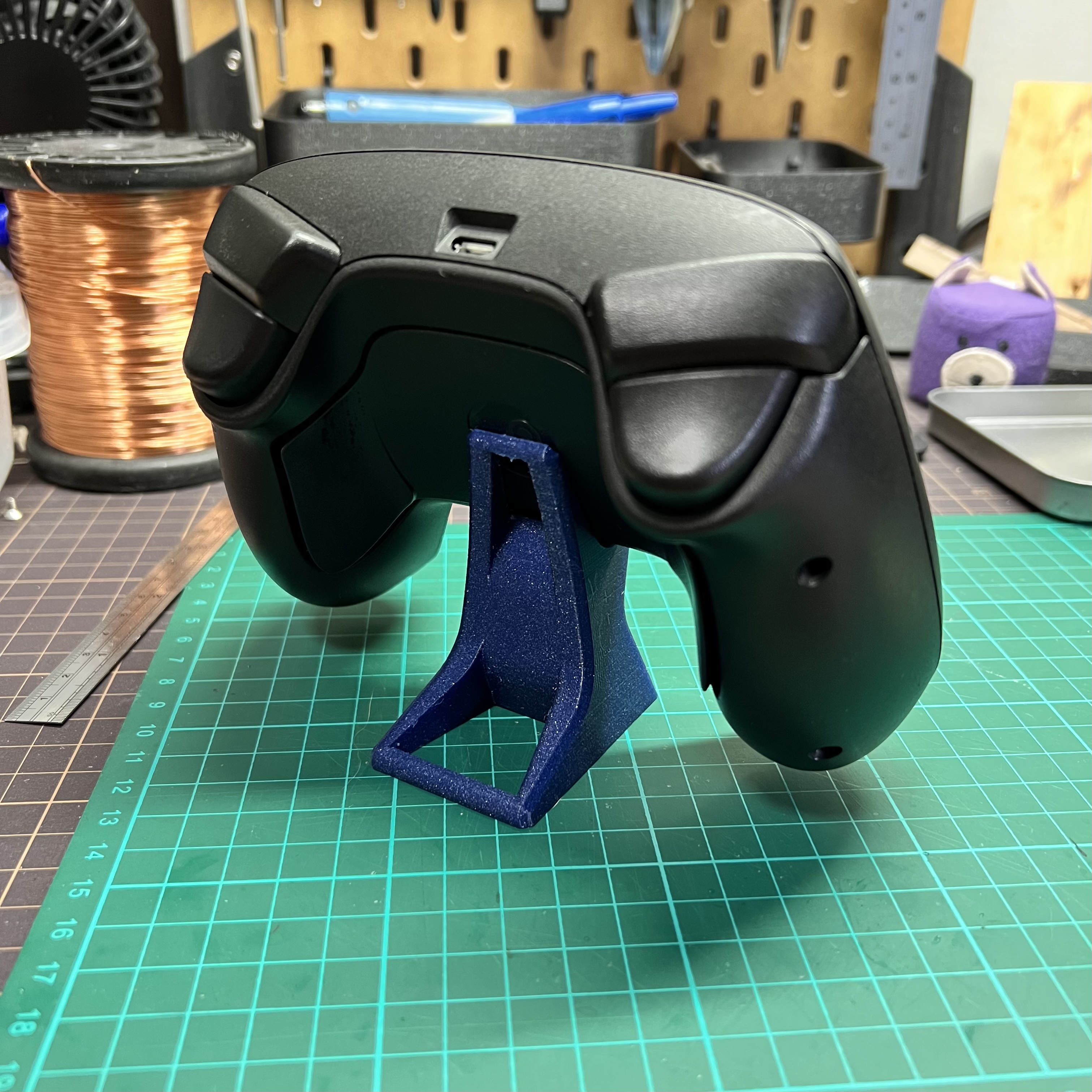 Steam Controller Stand by THL | Download free STL model | Printables.com