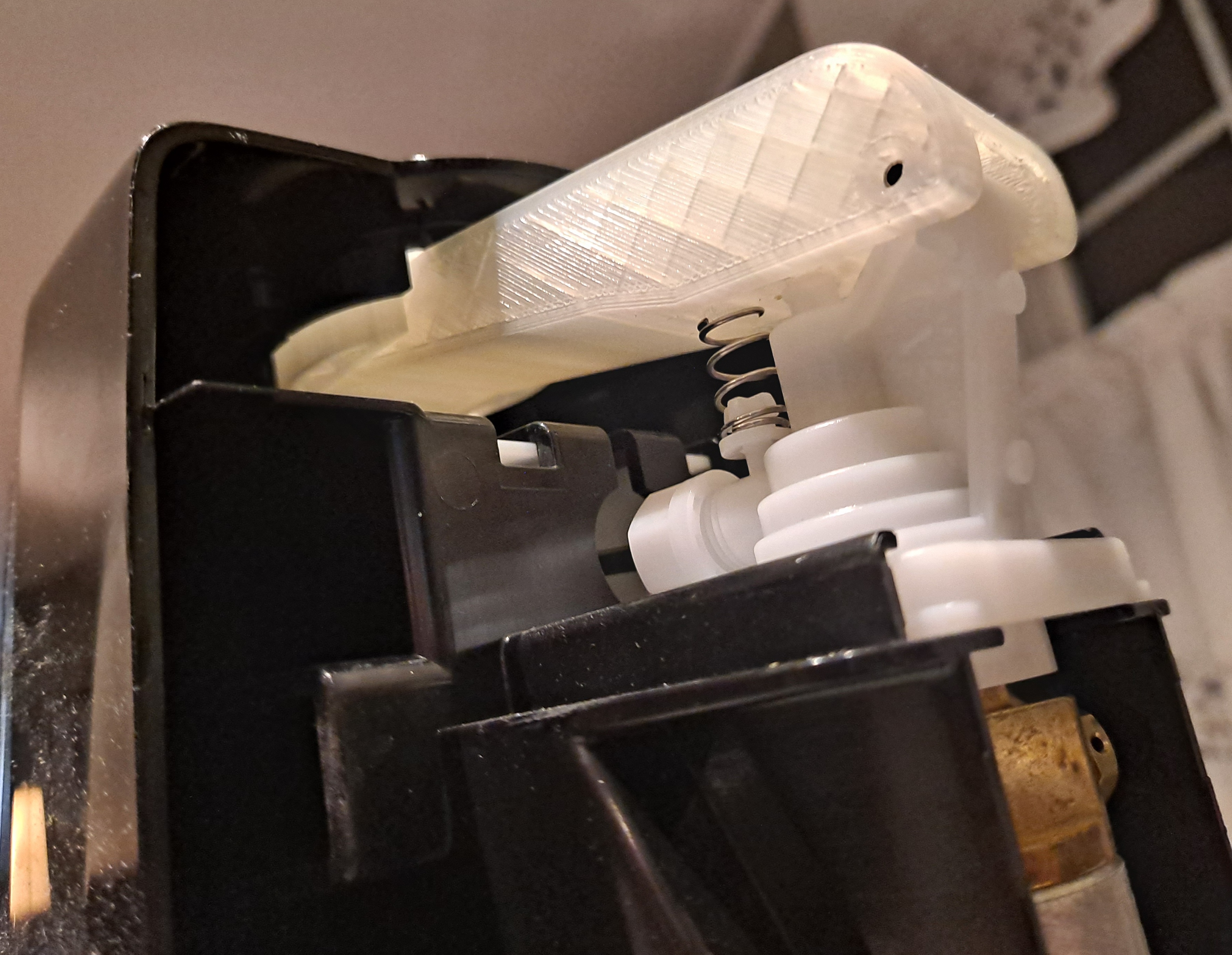 SodaStream replacement button