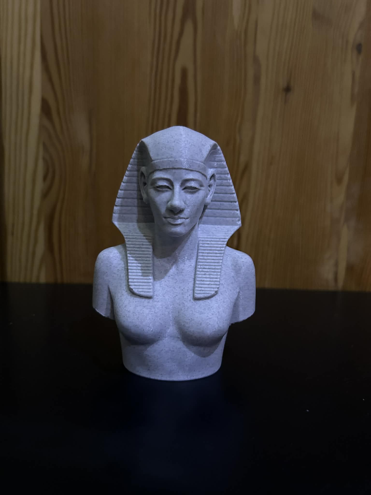 Hatchepsout - Bust — miniatura 2