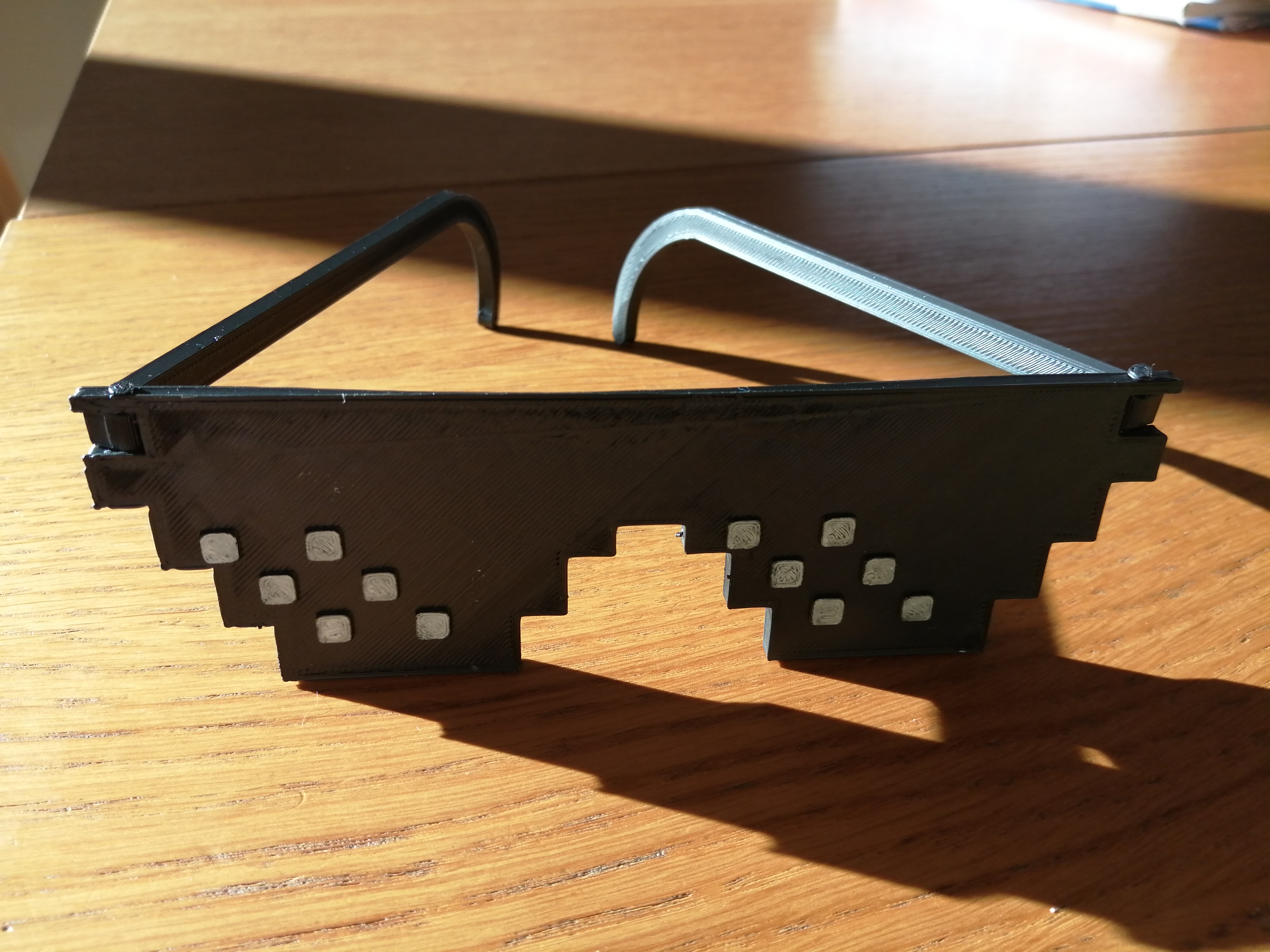 Brýle - sunglasses