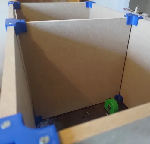 Easy custom shelf with MDF panel