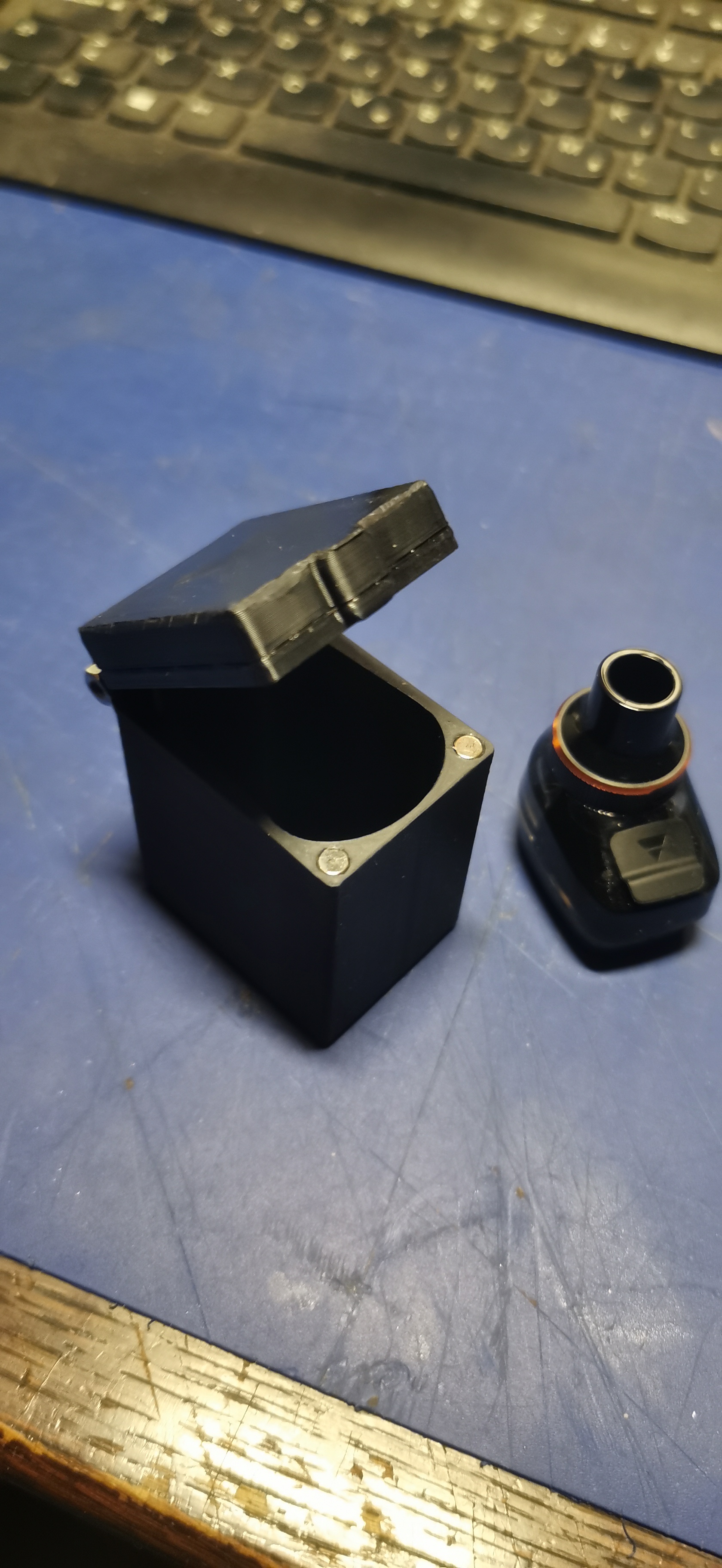 Vaporesso armour G or GS tank box