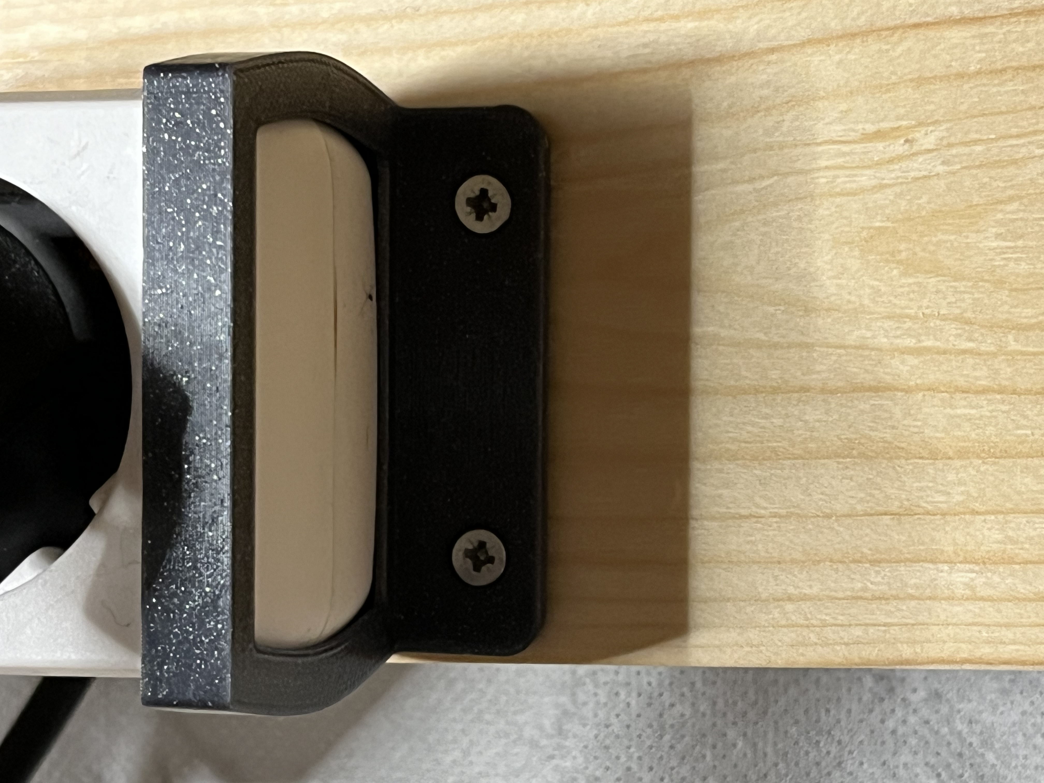 Powerstrip bracket — miniatura 2