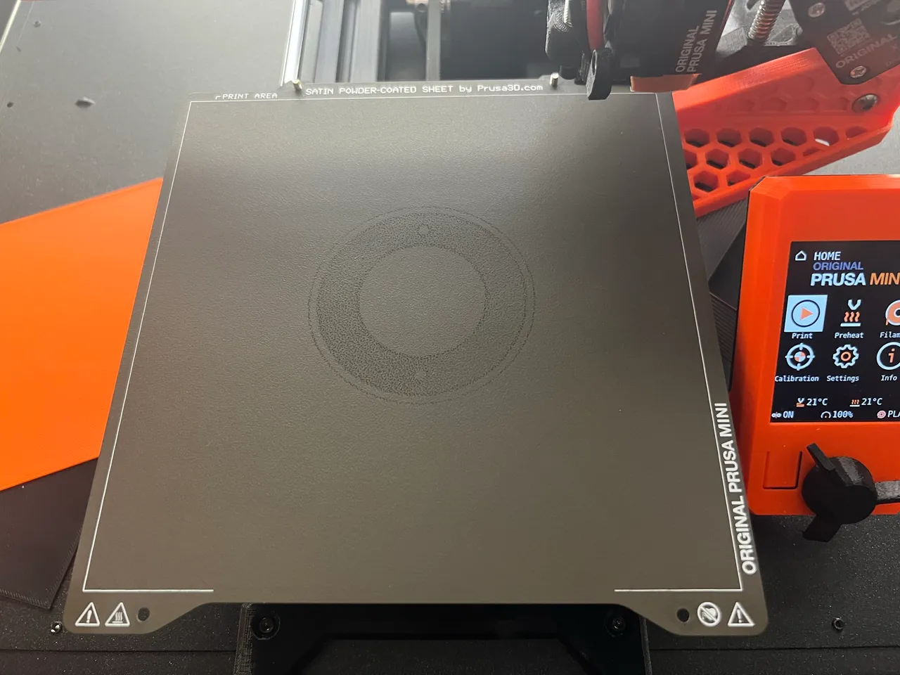 Sheet Cleaner for Satin and Textured Sheets by DoktorJohann