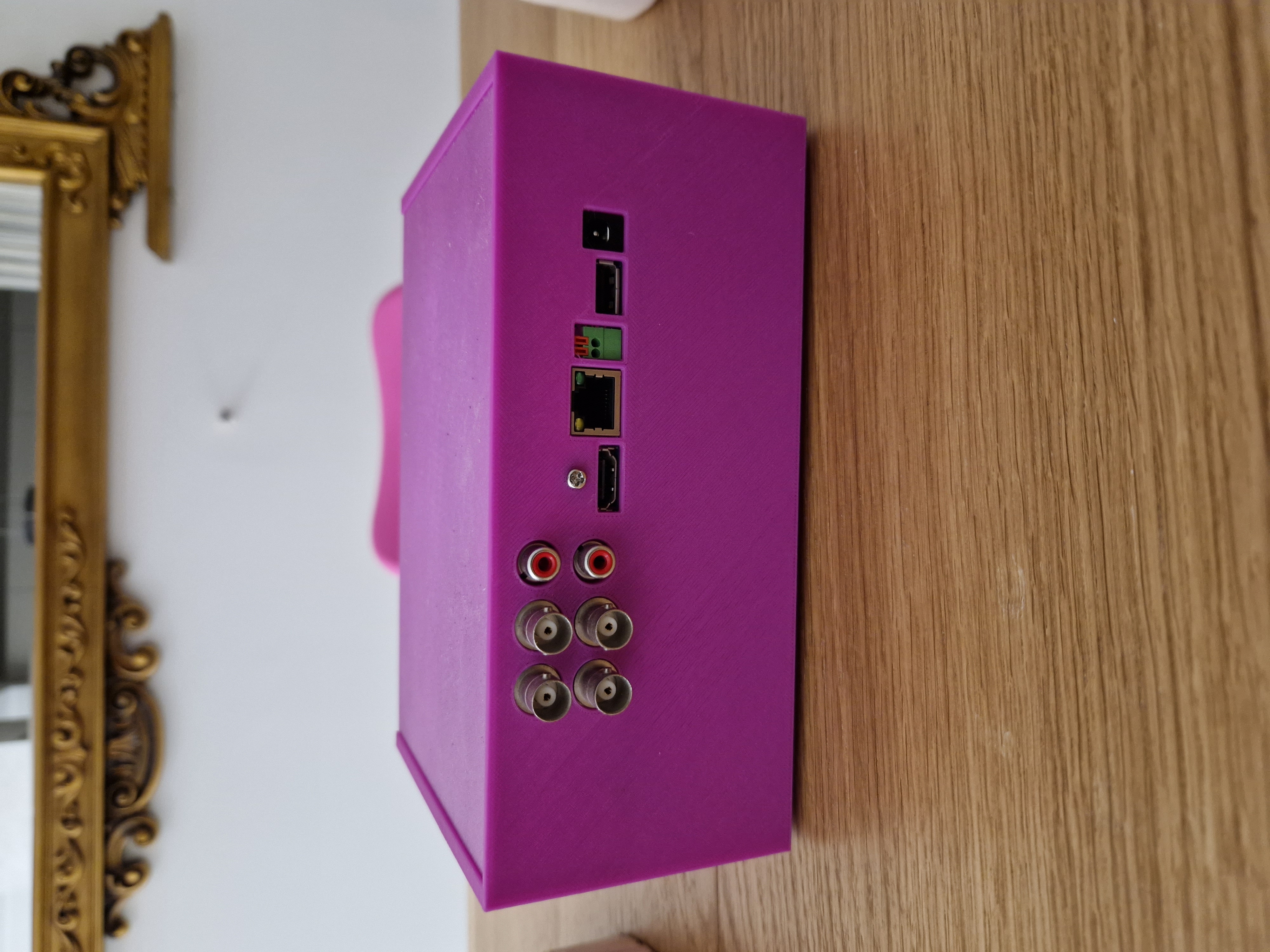 DVR CASE DAHUA XVR5104HS-I2