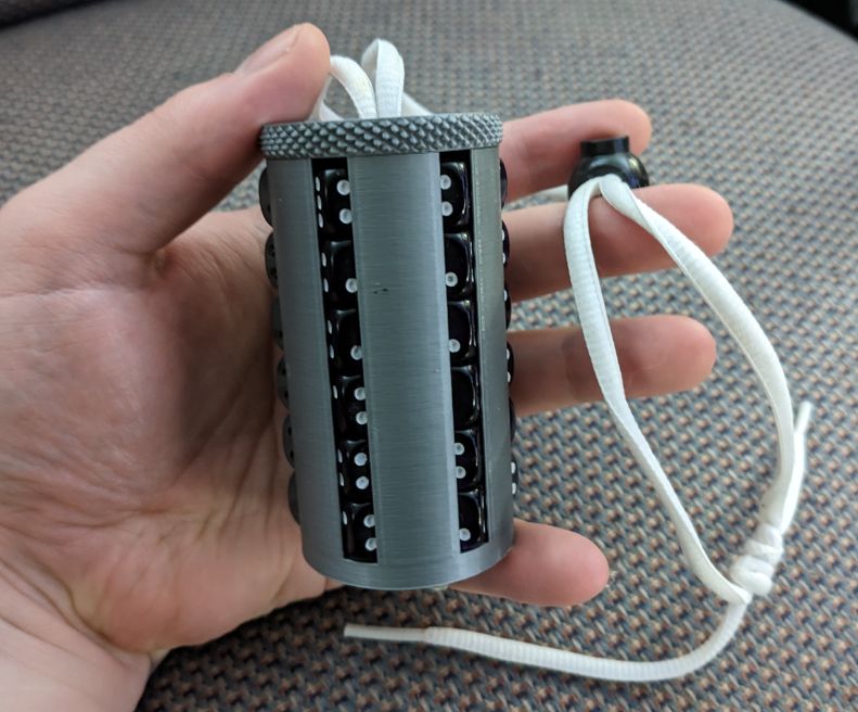 D6 Travel Dice Holder