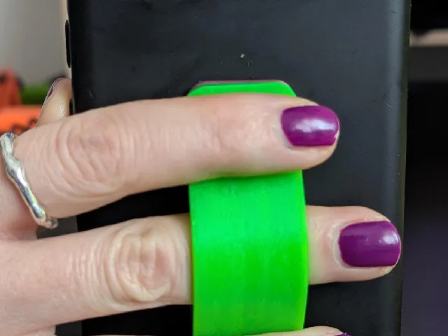 Smartphone handle, grip and stand