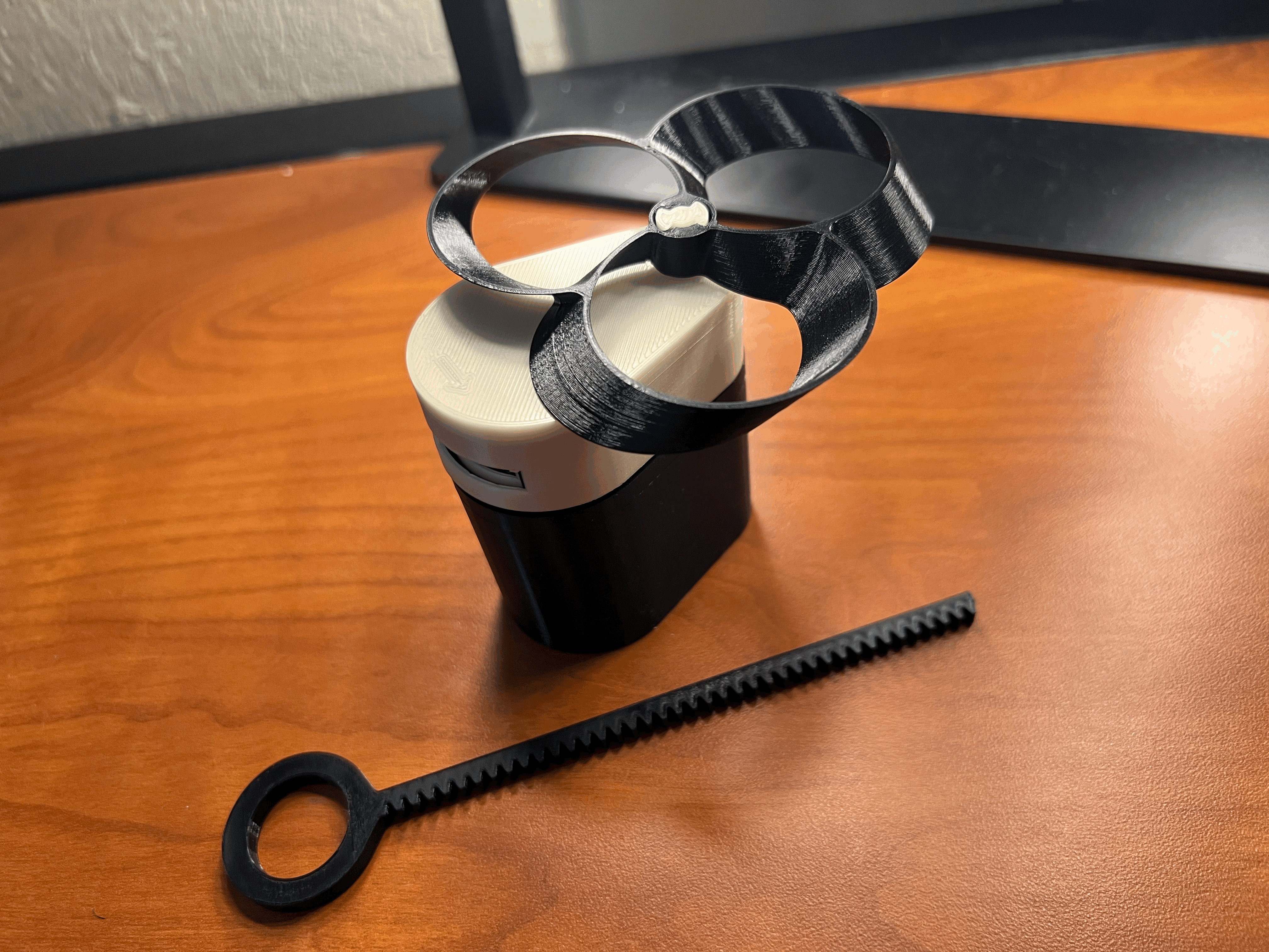 Miniatura 2 do modelo 3D Super powerful Toroidal Propeller Pull Launcher