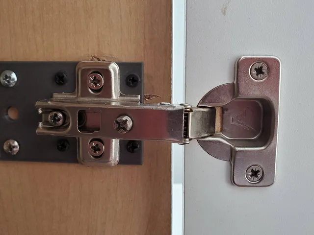 Hinge Fix for HomeDepot Cabinet