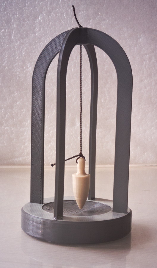 Palm Pendulum