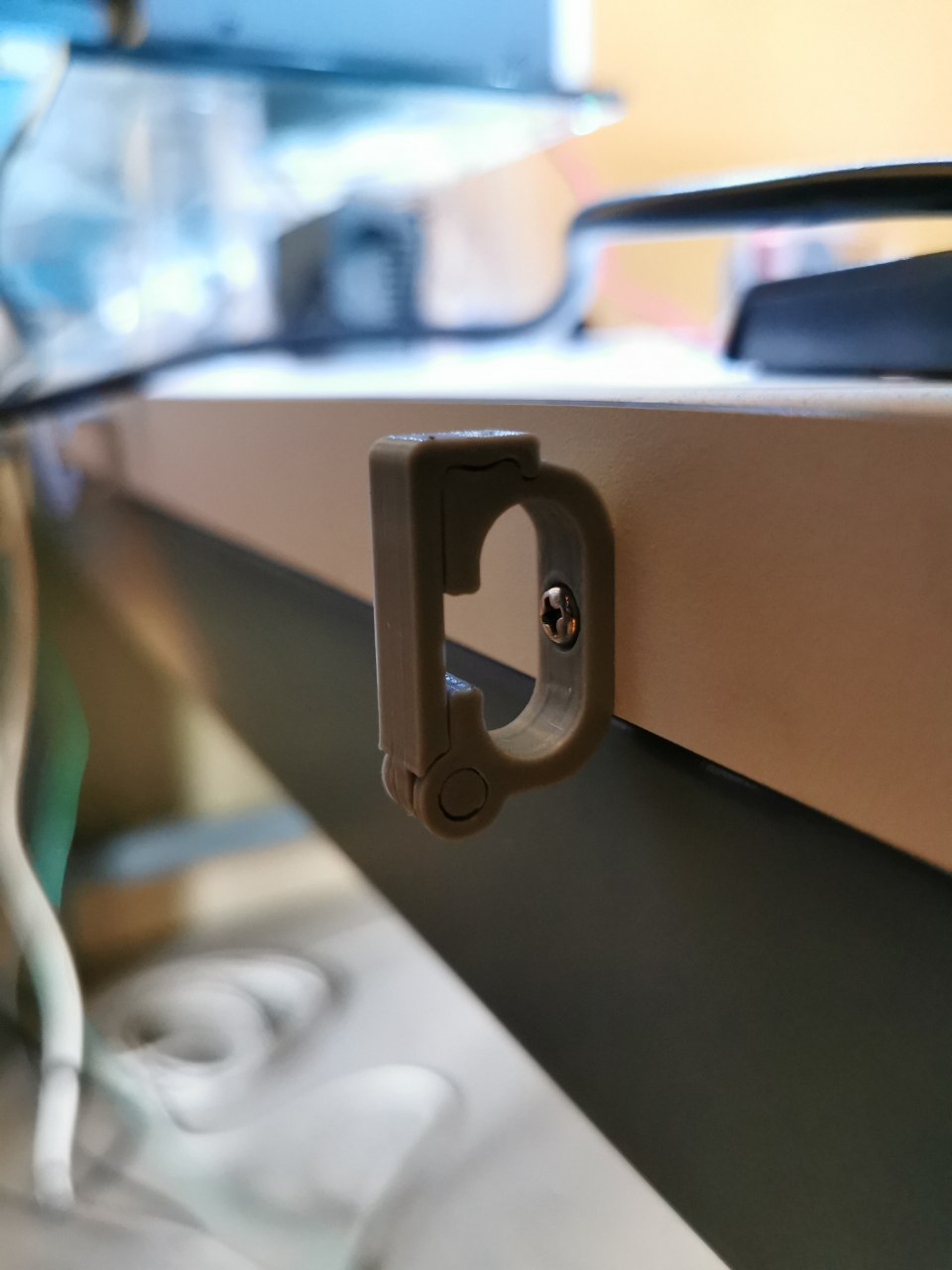Miniatura 5 do modelo 3D Cable Clip / Organizer