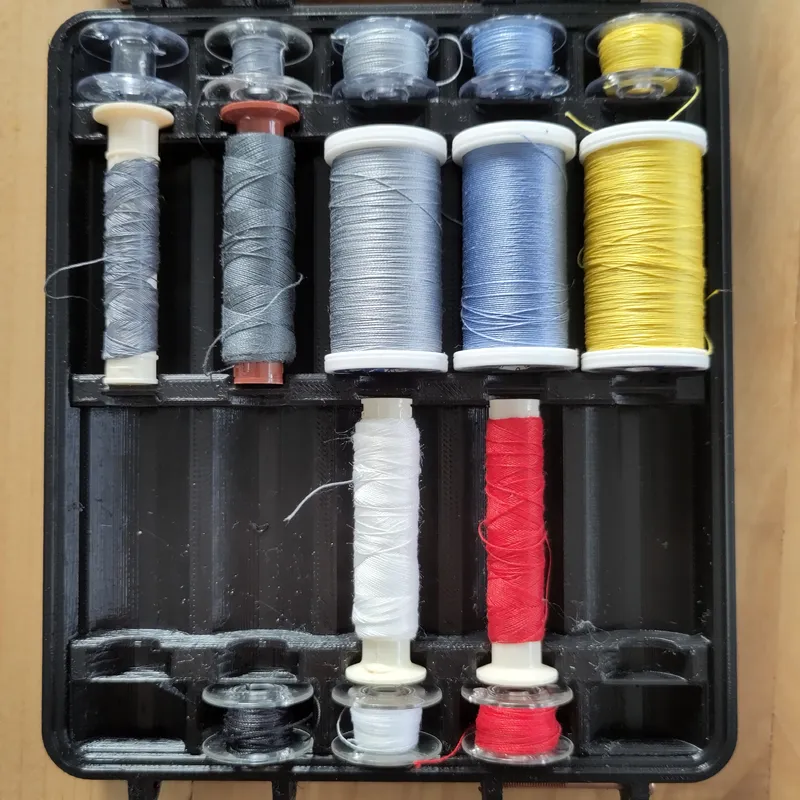 Sewing thread storage by Warc
